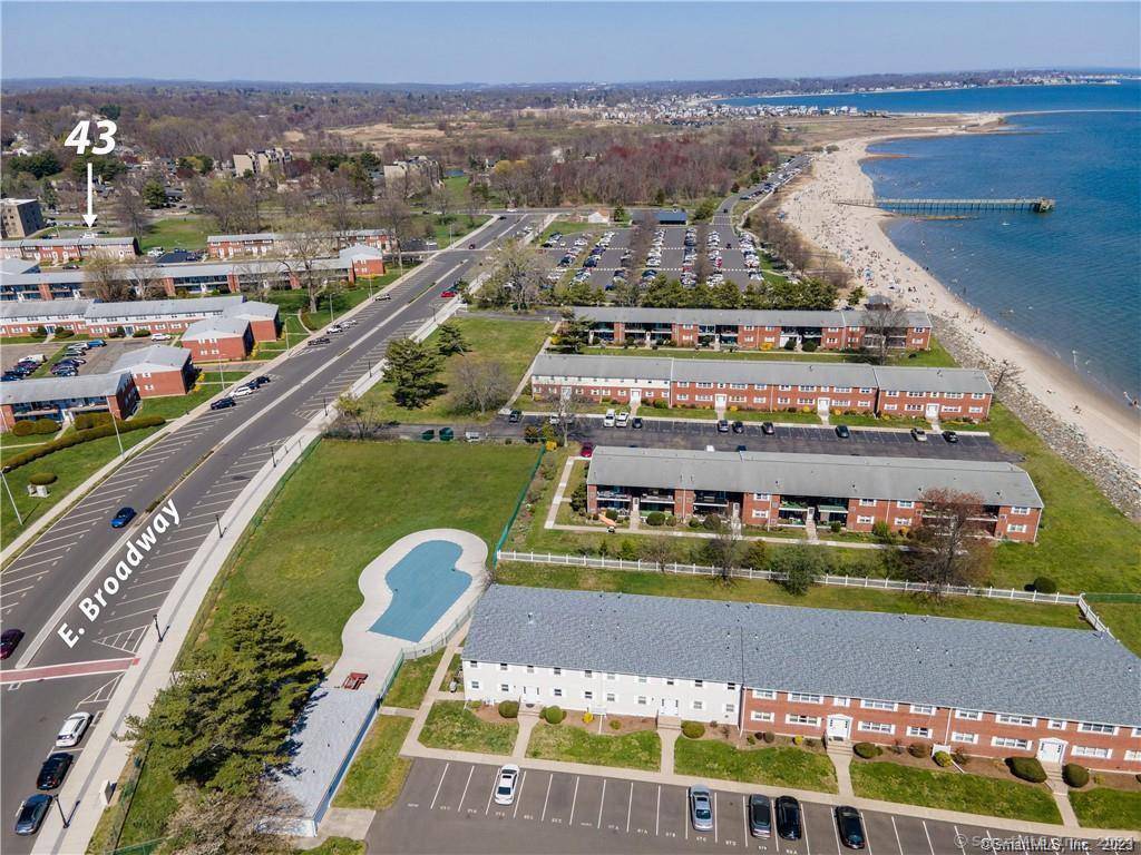 Milford, CT 06460,43 Shea Avenue #43