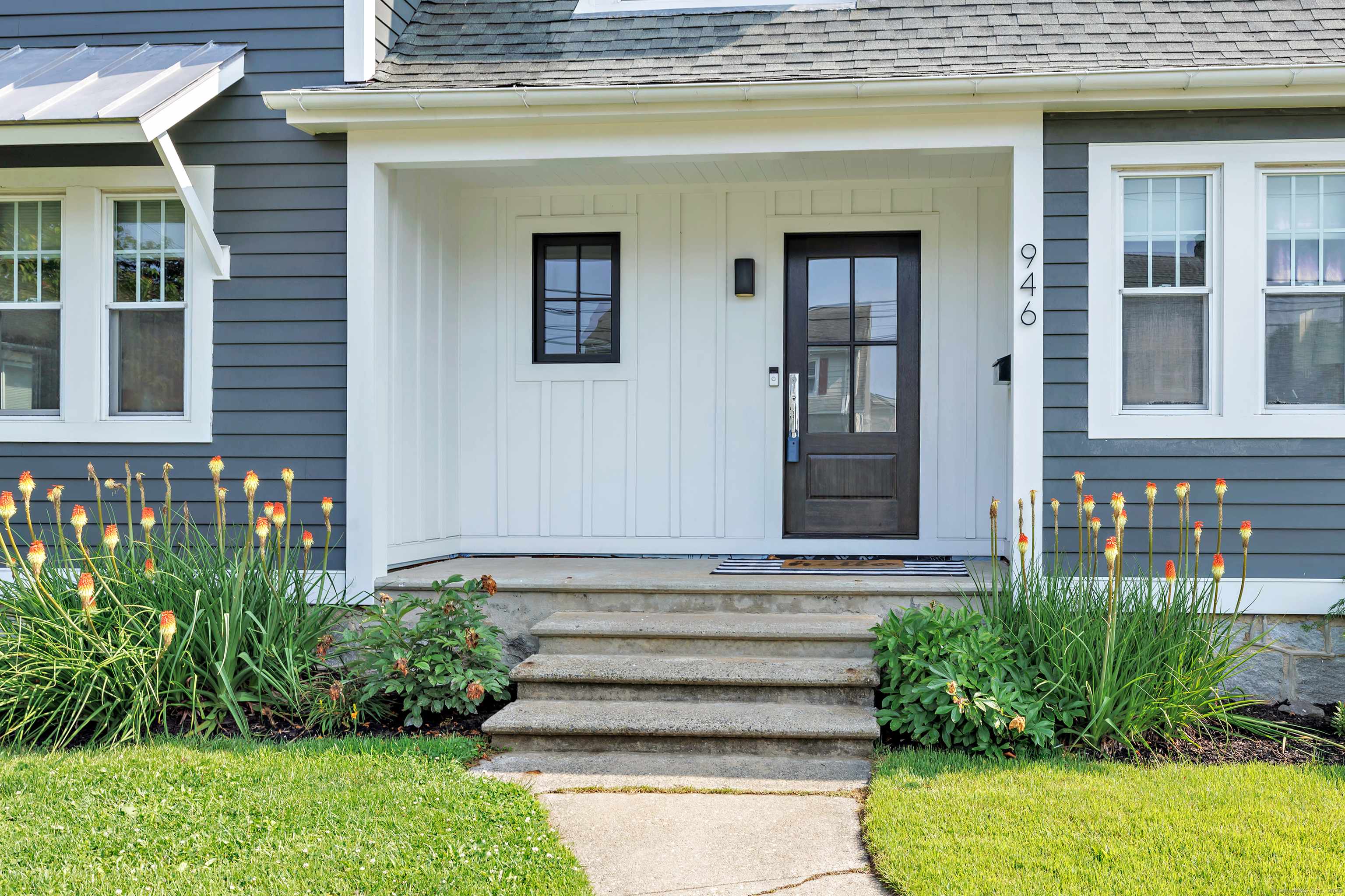 Stratford, CT 06614,946 Wilcoxson Avenue