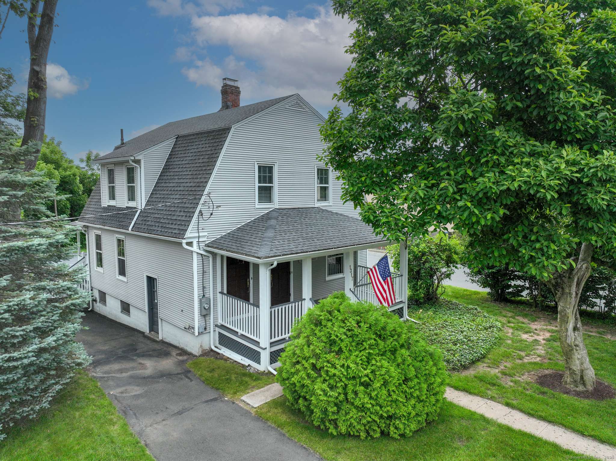 New Britain, CT 06053,1317 Corbin Avenue