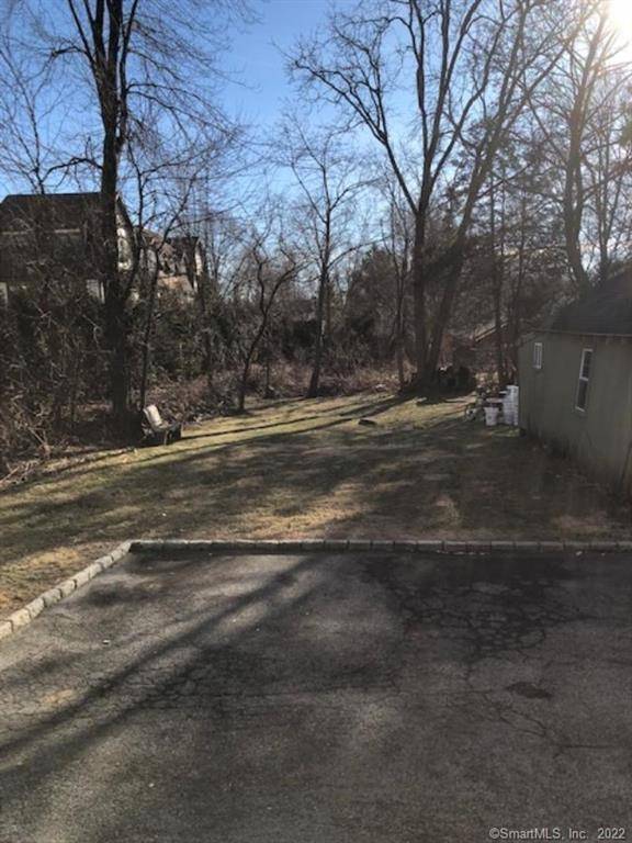 Stamford, CT 06905,18 Bradley Place