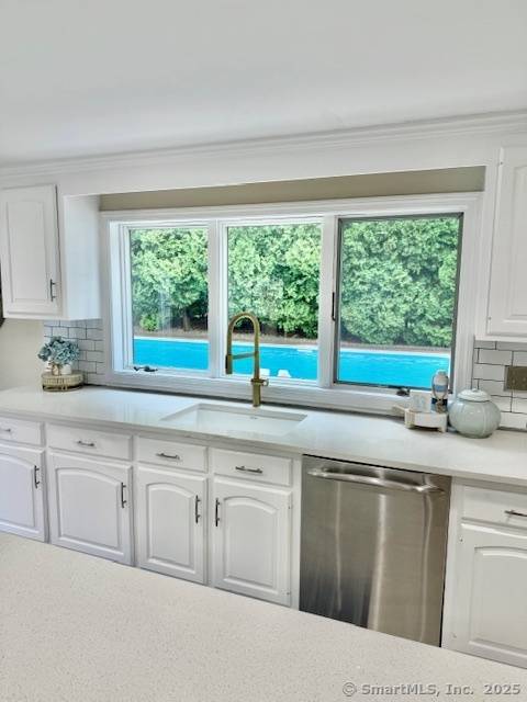 East Lyme, CT 06333,13 Charter Oak Drive