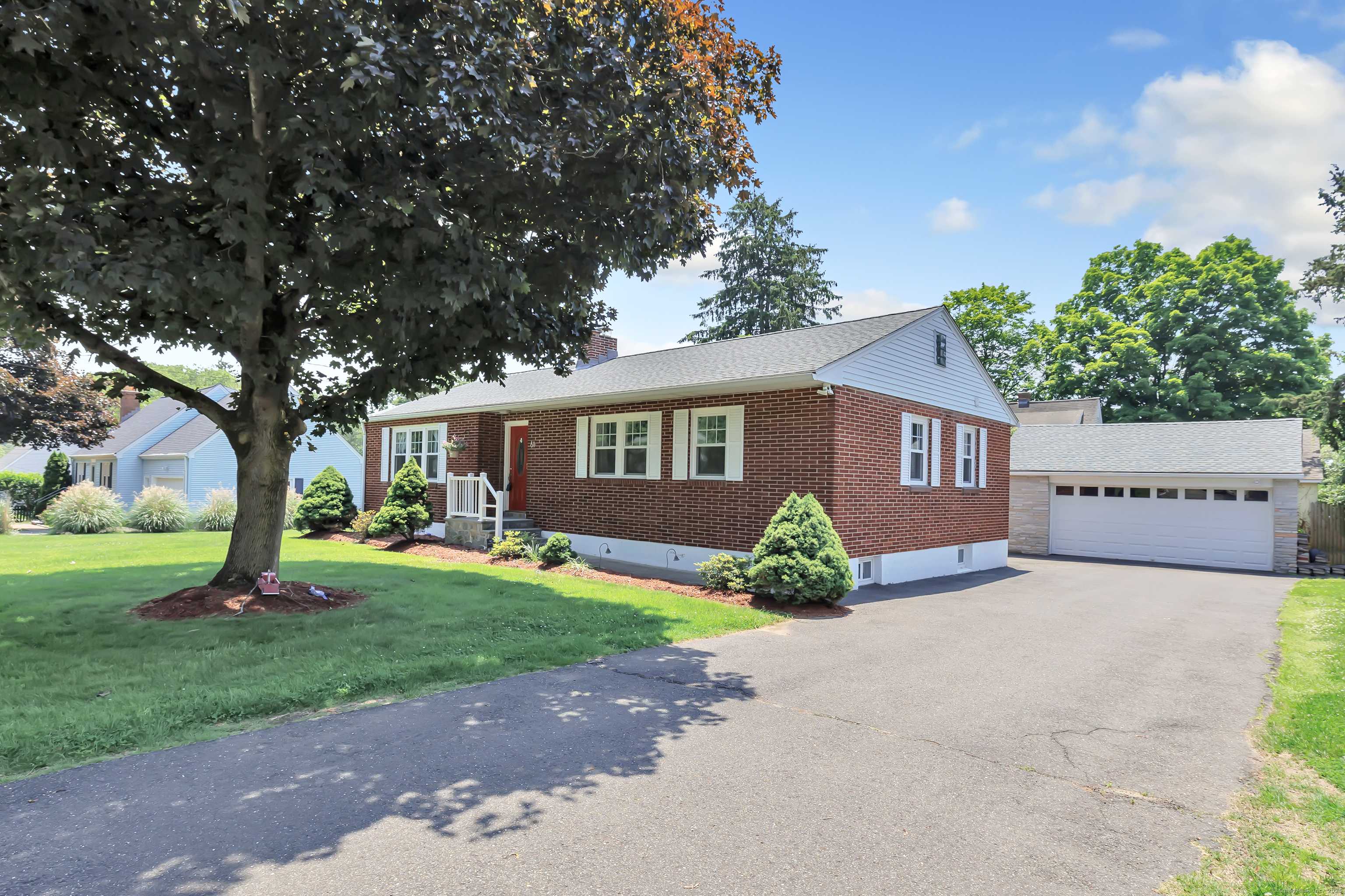 Shelton, CT 06484,61 Wakeley Street