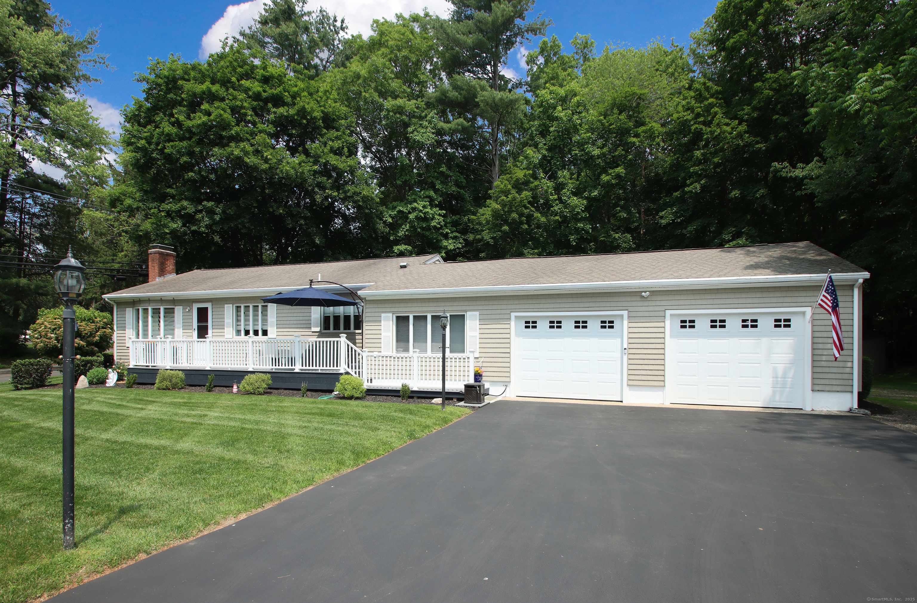 Guilford, CT 06437,4 White Birch Drive