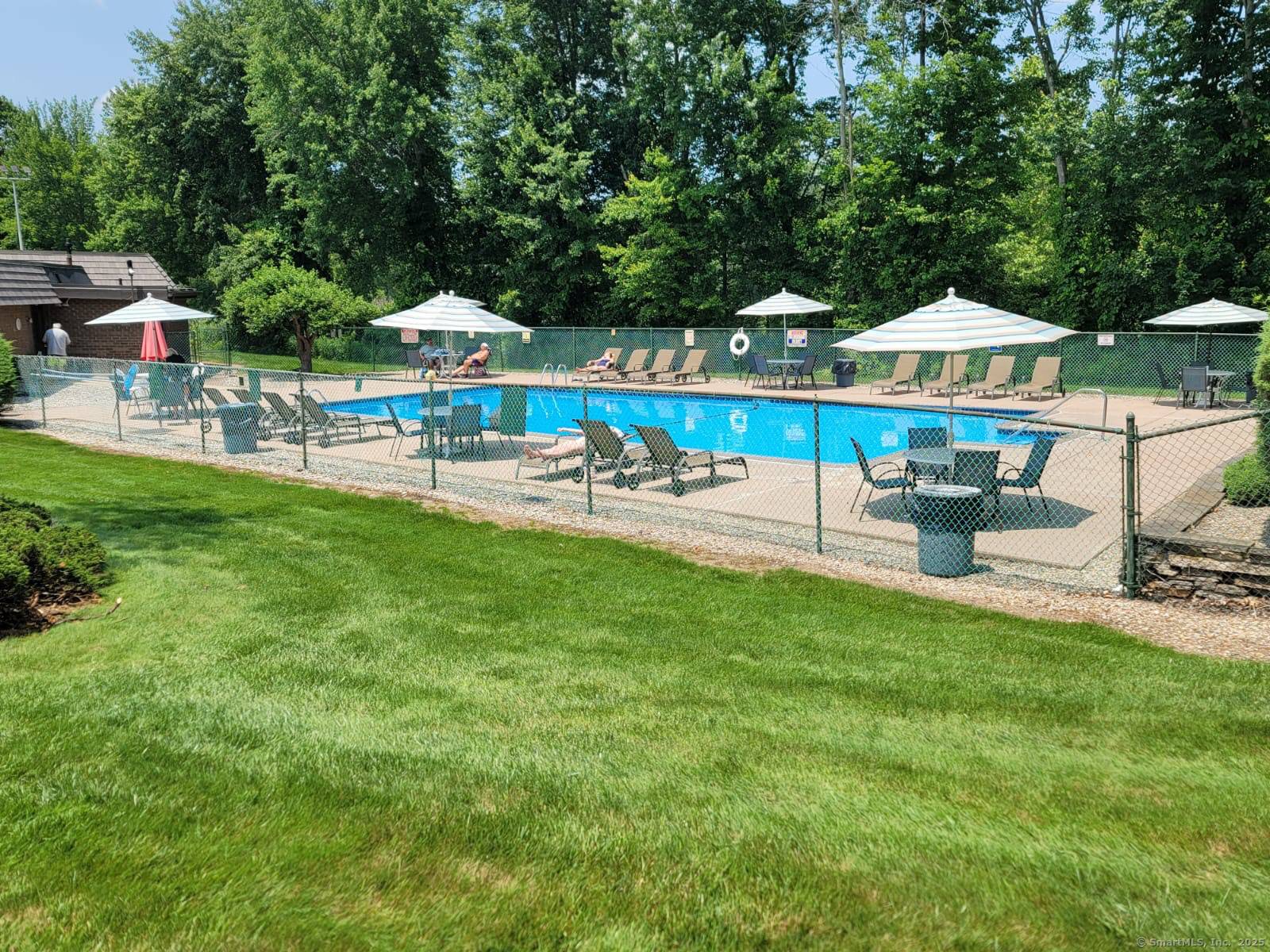 Glastonbury, CT 06033,60 Rambling Brook Lane #APT C3