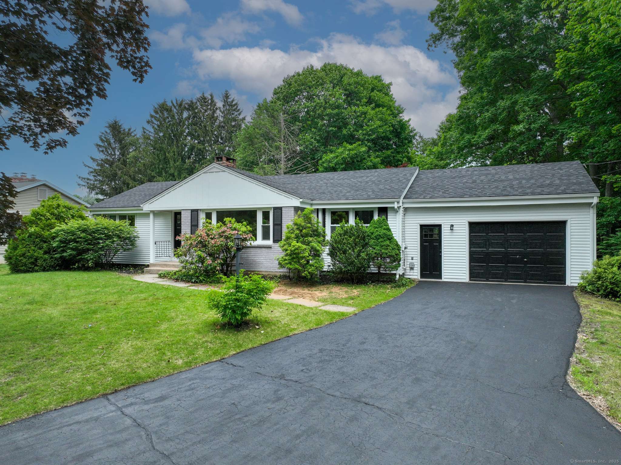 Farmington, CT 06032,16 Petemont Drive