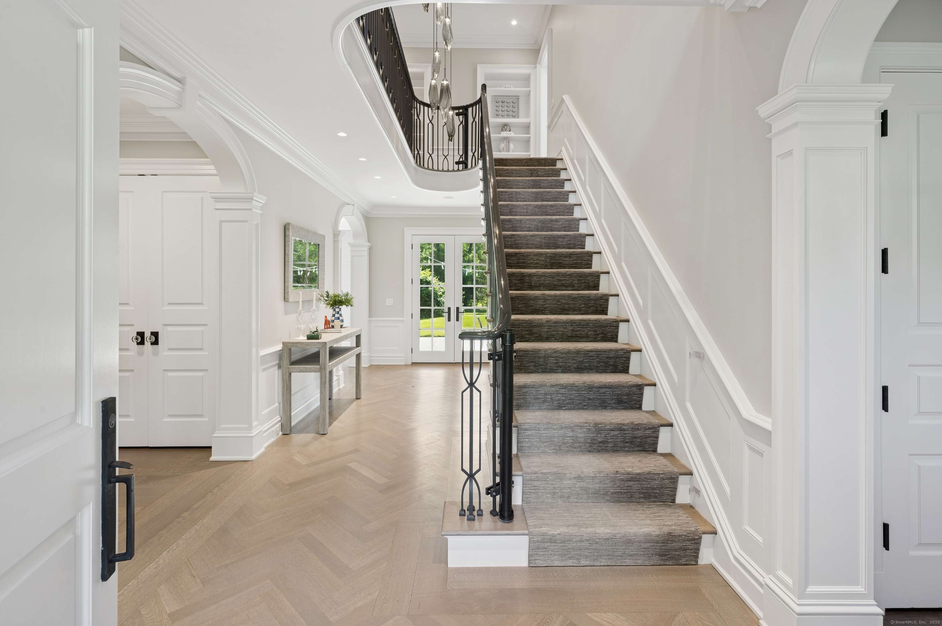 Greenwich, CT 06830,2 Sparrow Lane