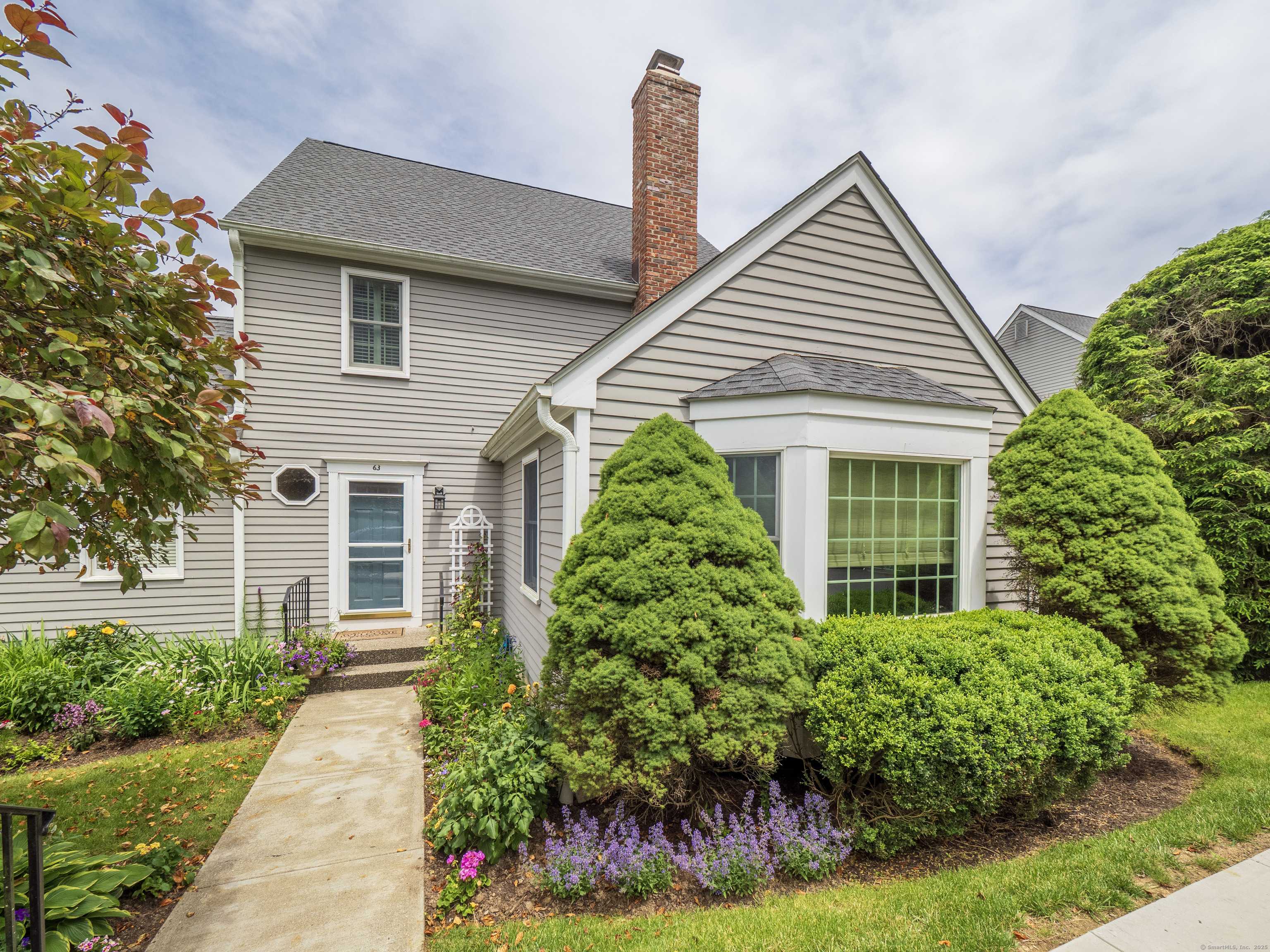 Ridgefield, CT 06877,120 Prospect Street #APT 63