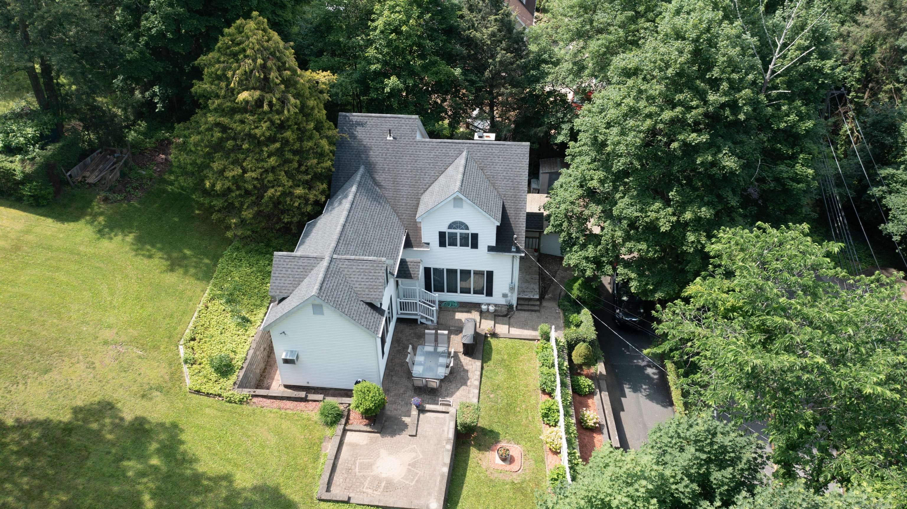 New Fairfield, CT 06812,348 State Route 39