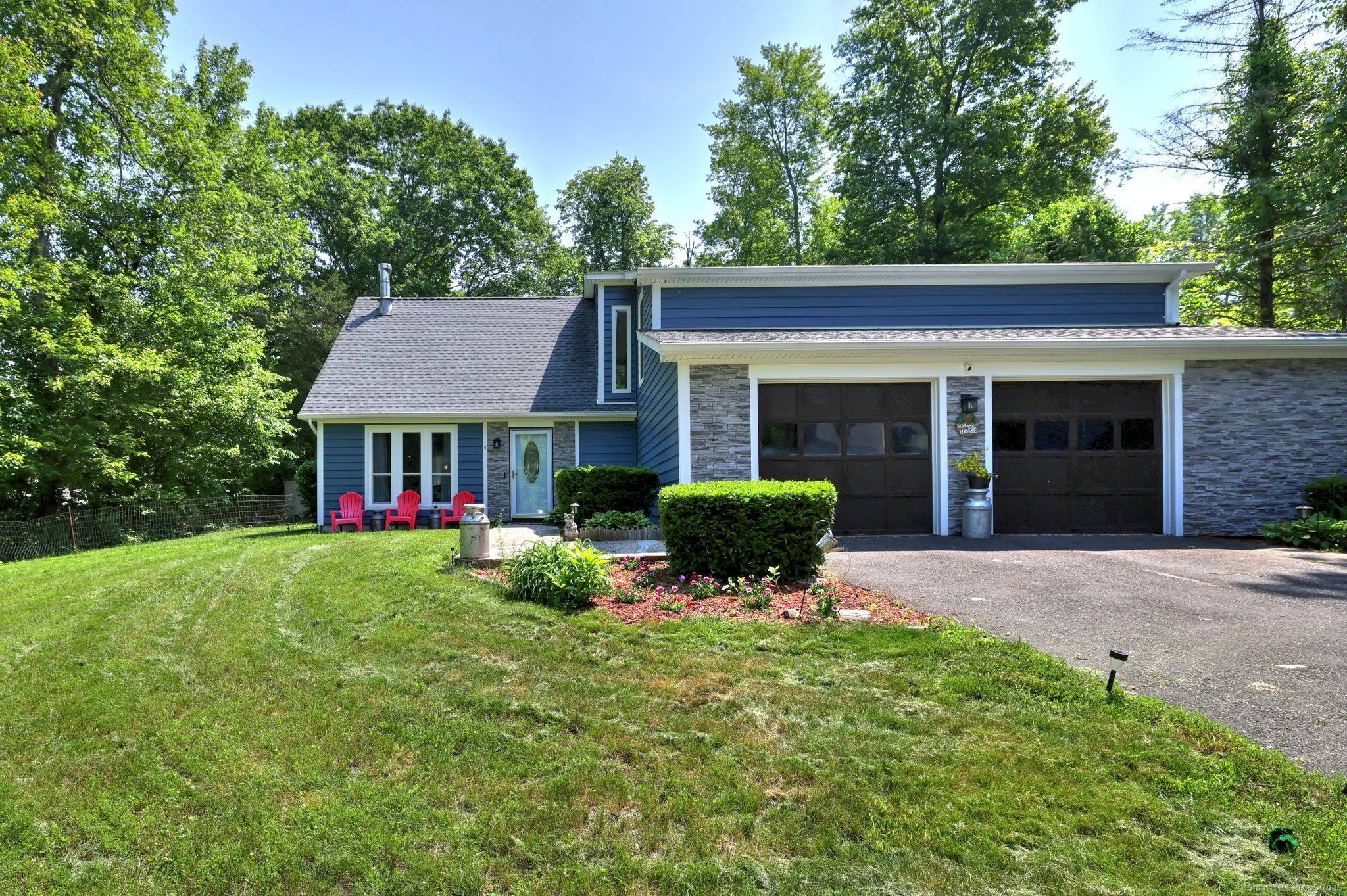 Naugatuck, CT 06770,4 Brighton Road