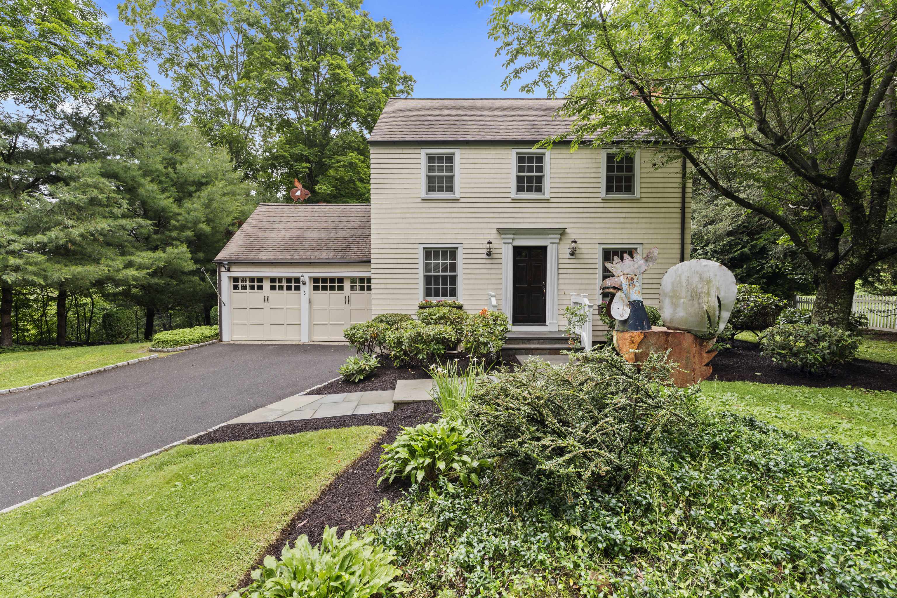 Newtown, CT 06470,3 Taunton Lane