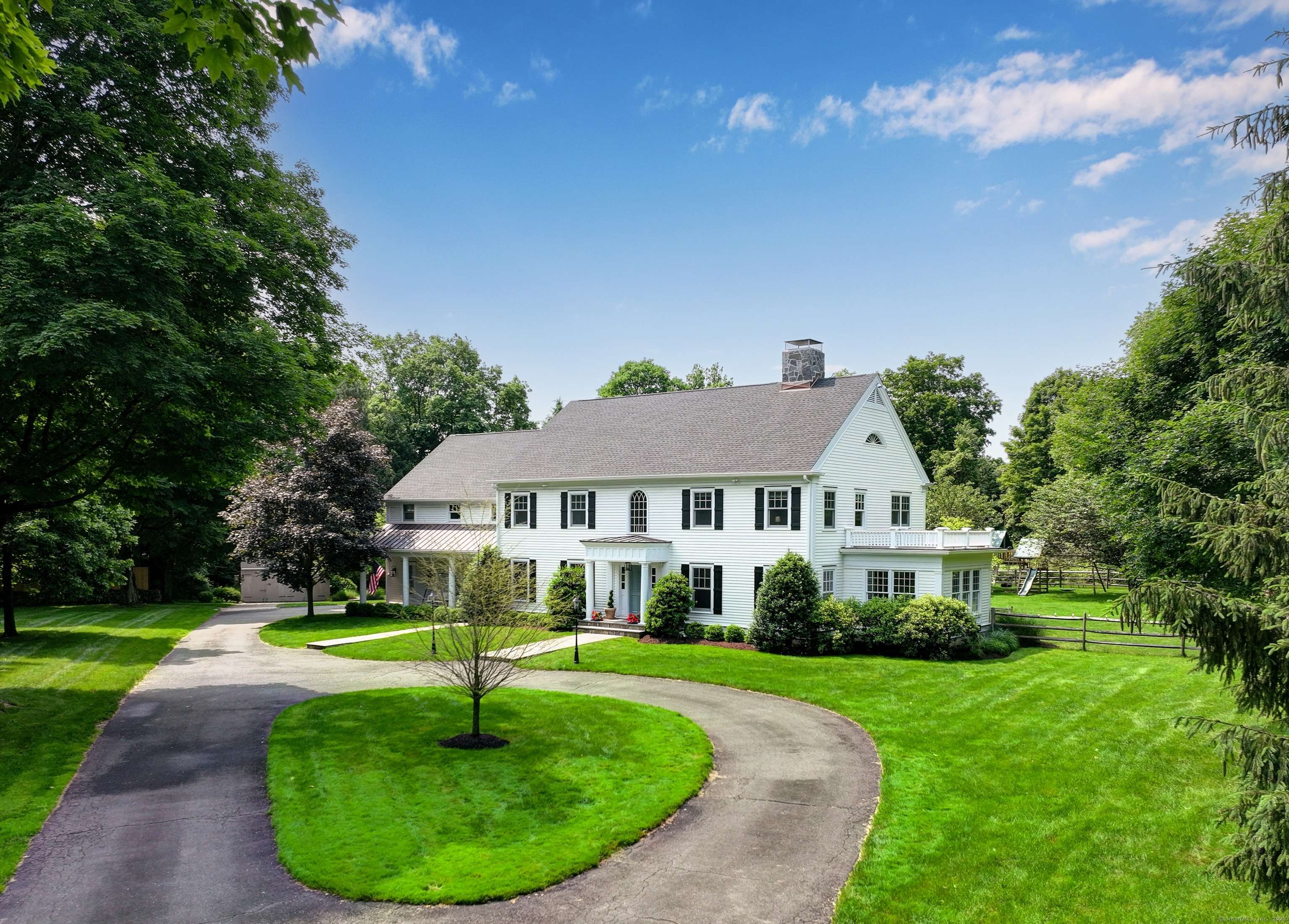 Fairfield, CT 06824,1615 Cross Highway