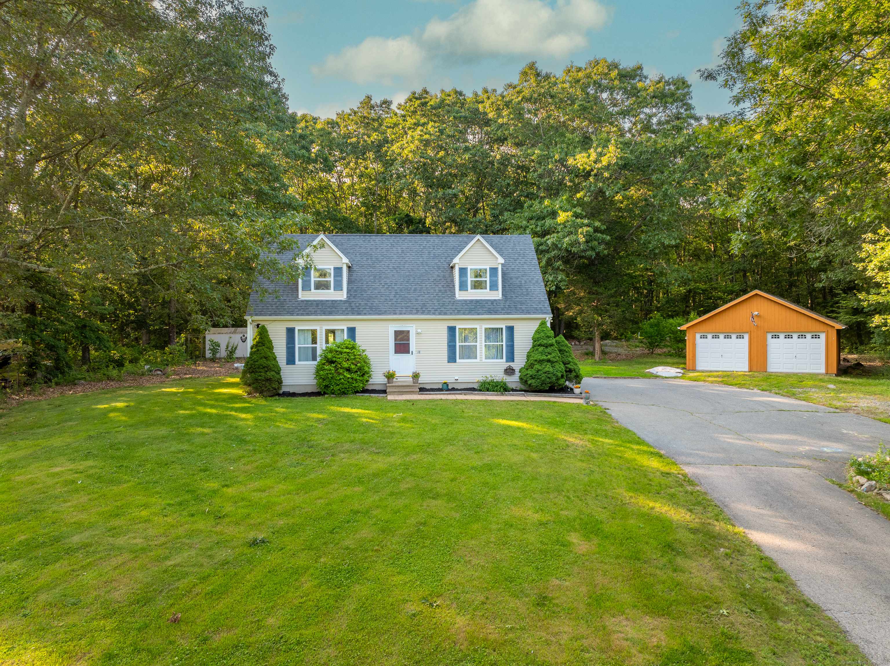 Montville, CT 06382,18 Salt Box Circle