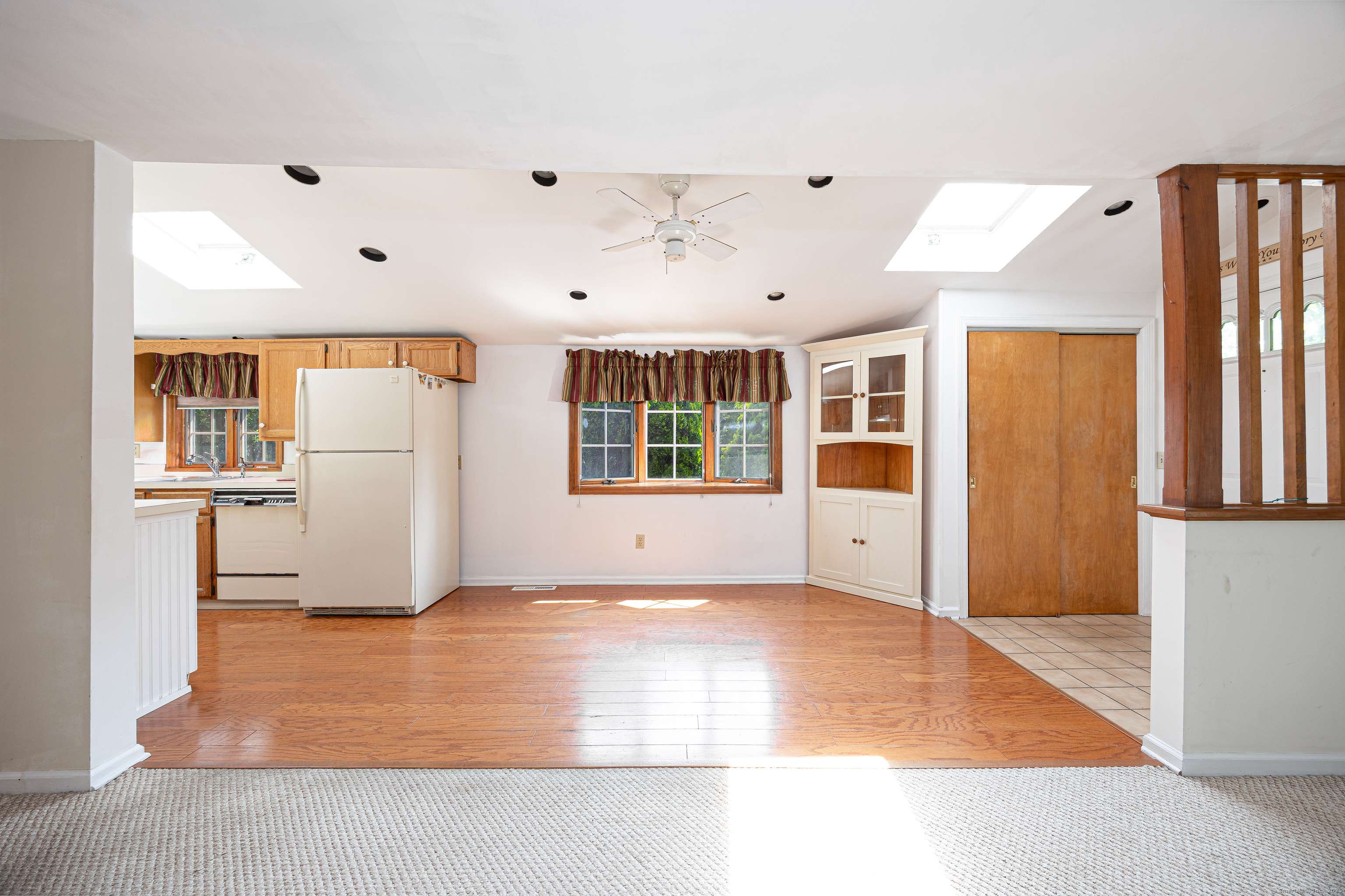 Stamford, CT 06905,359 Oaklawn Avenue
