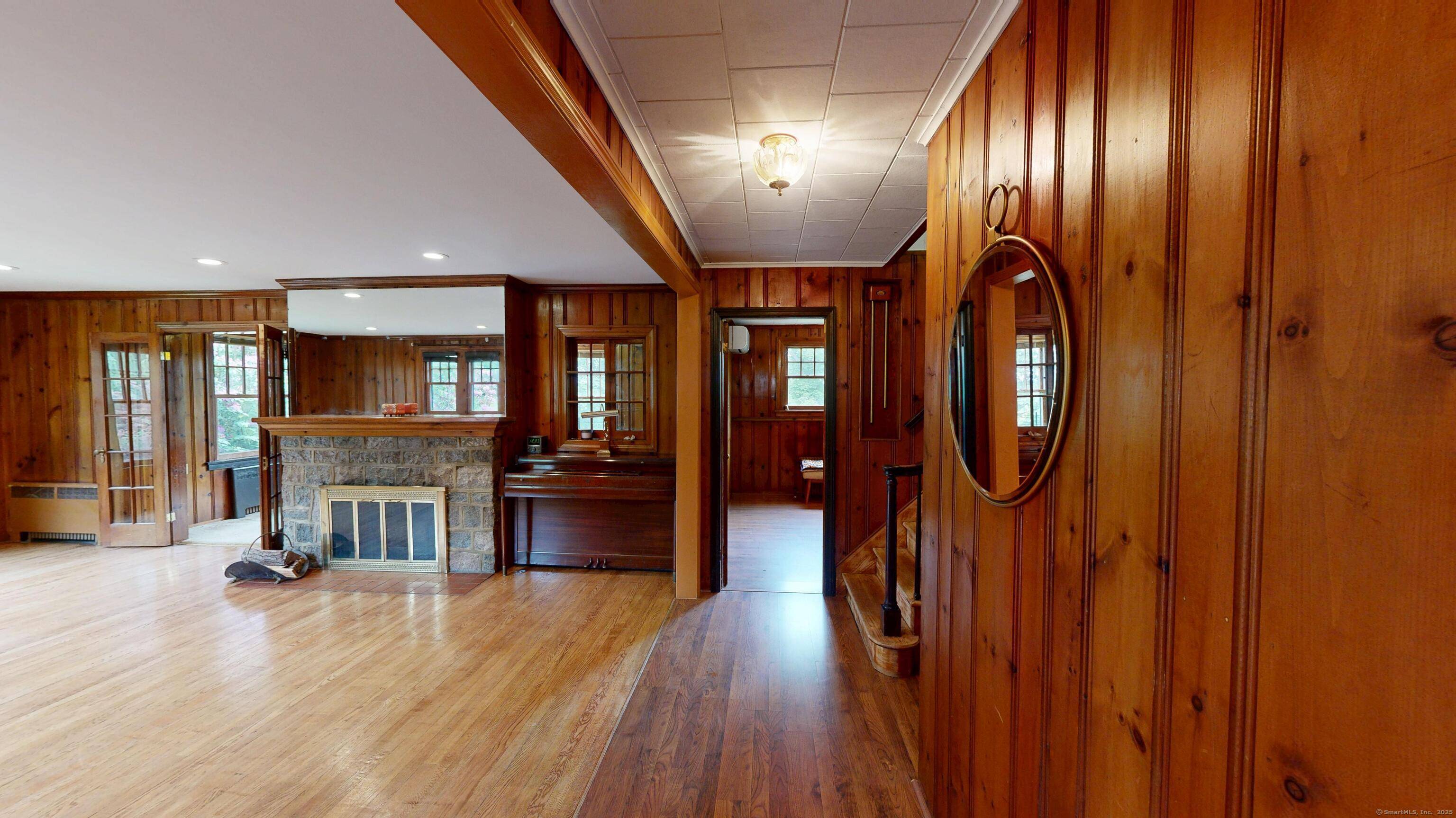 Meriden, CT 06450,85 Hillcrest Terrace