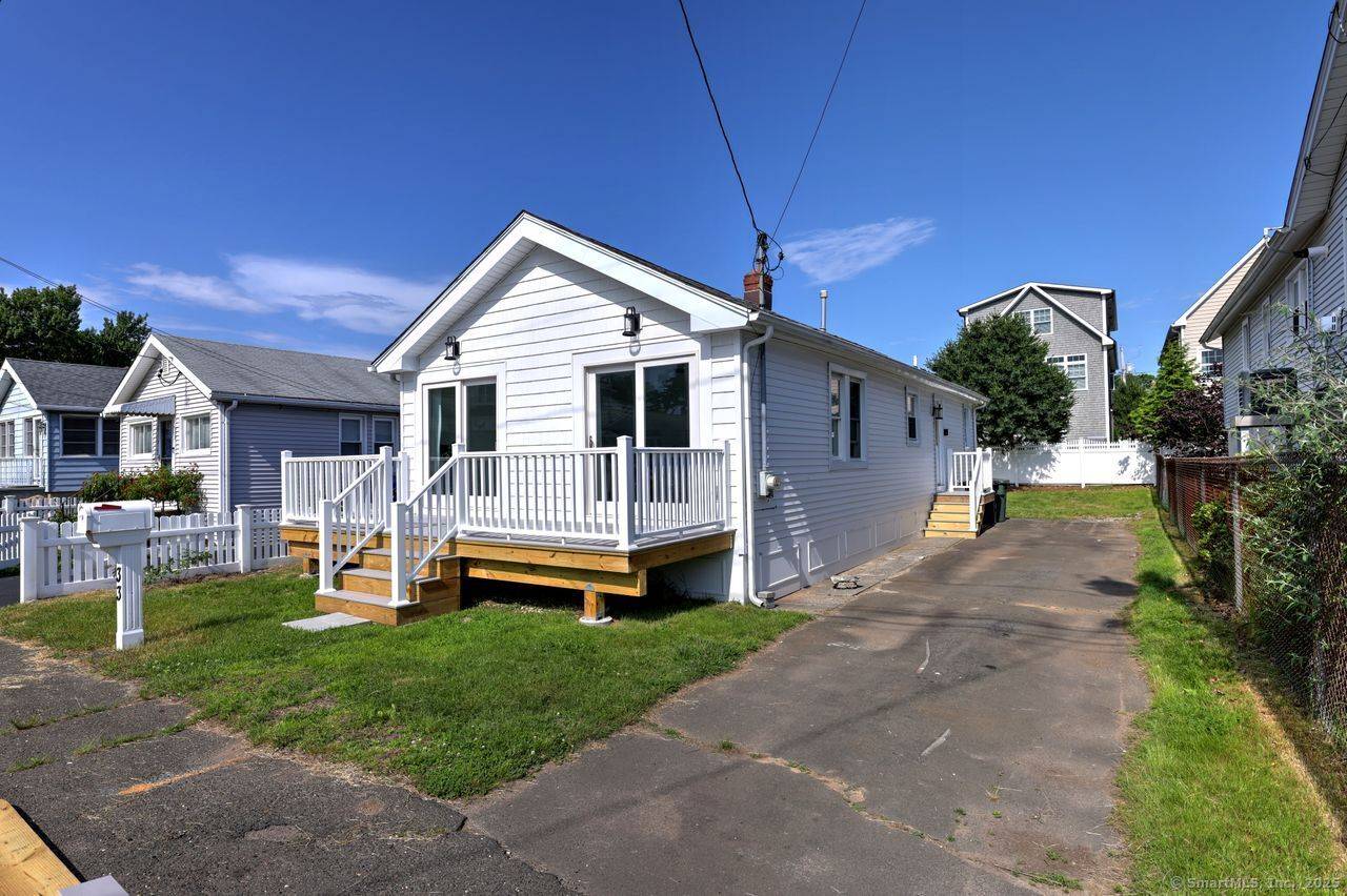 Milford, CT 06460,33 Elaine Road