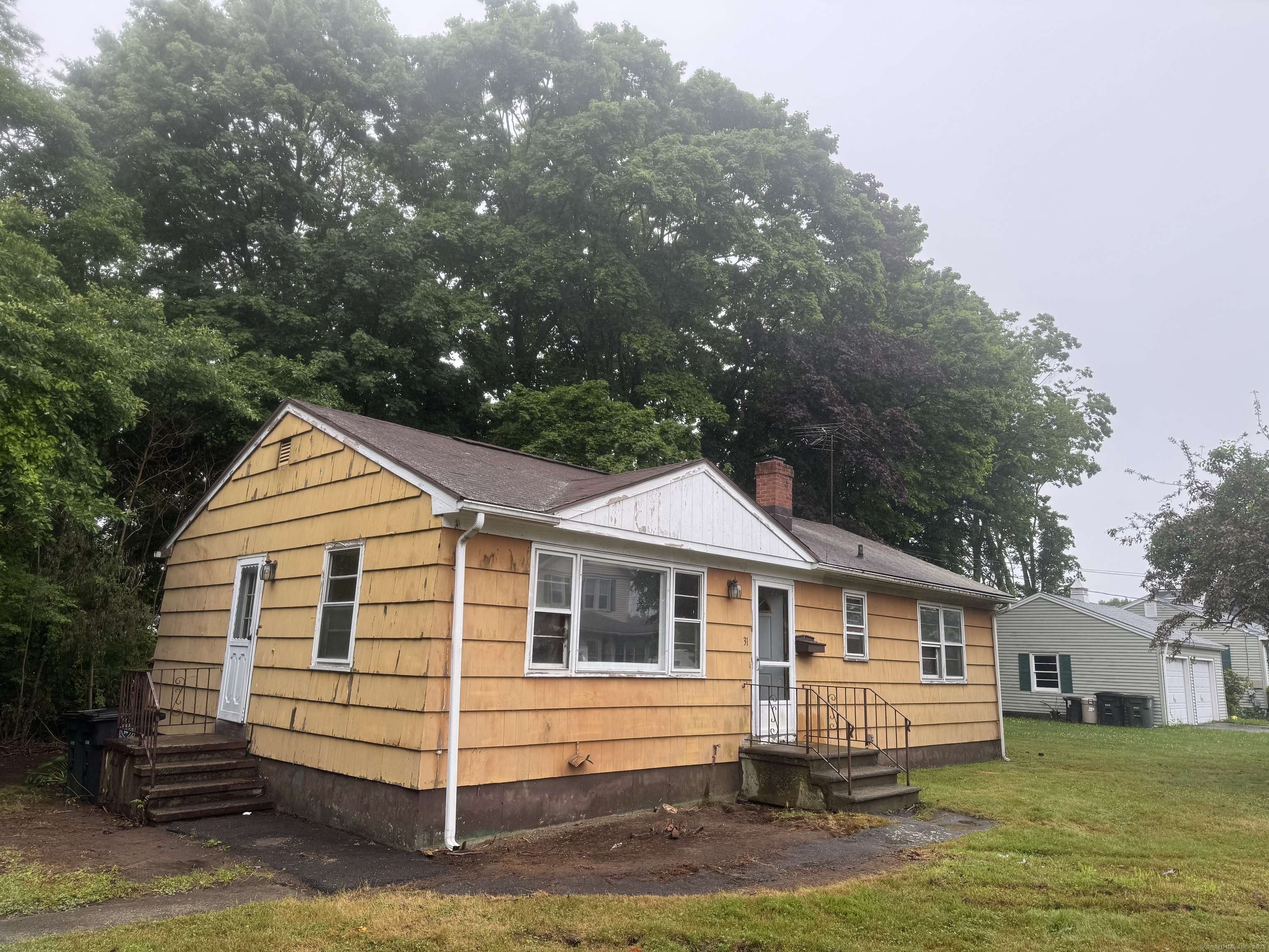 Milford, CT 06460,31 Ross Street