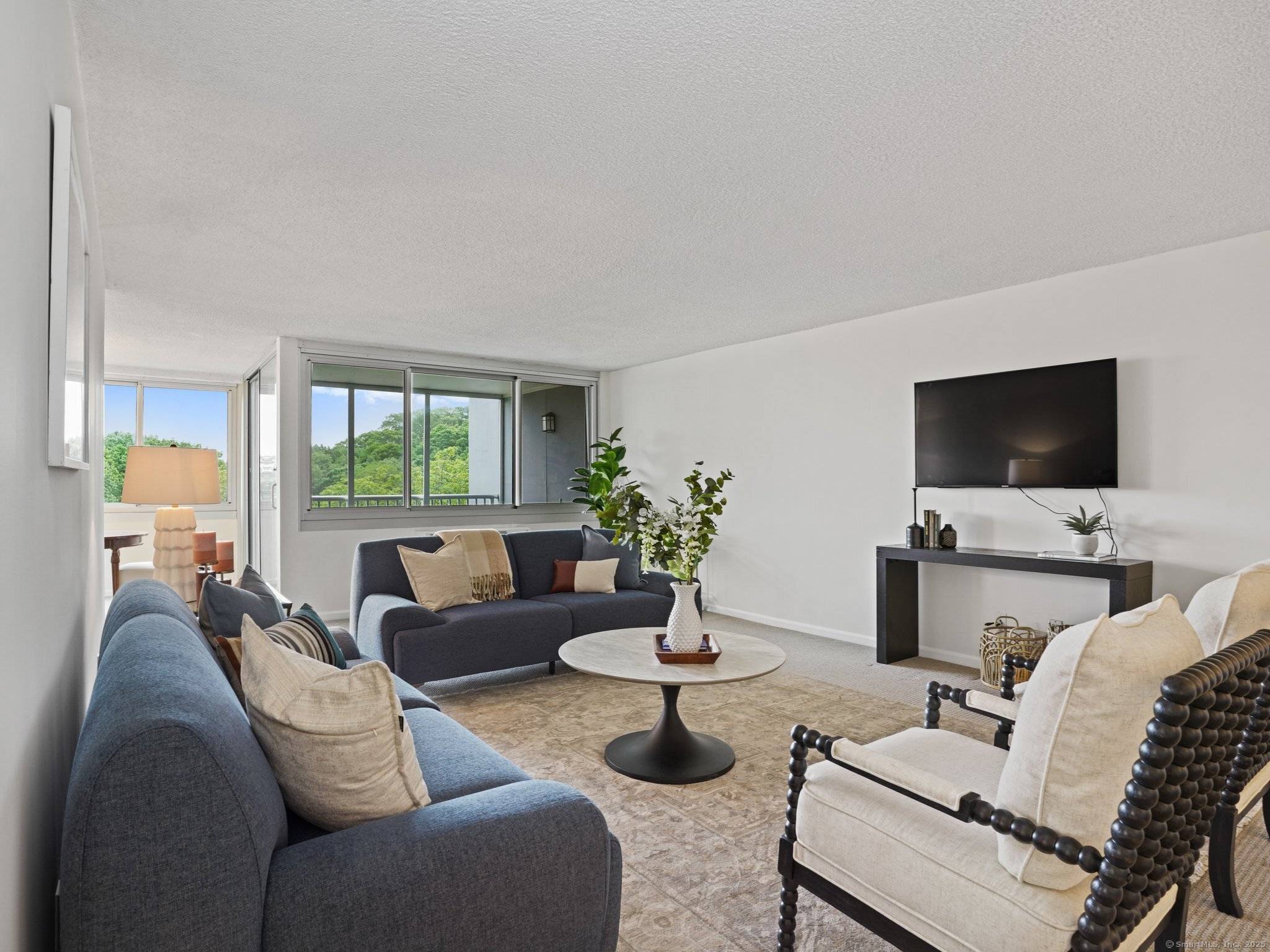 Stamford, CT 06902,1 Strawberry Hill Avenue #APT 5F