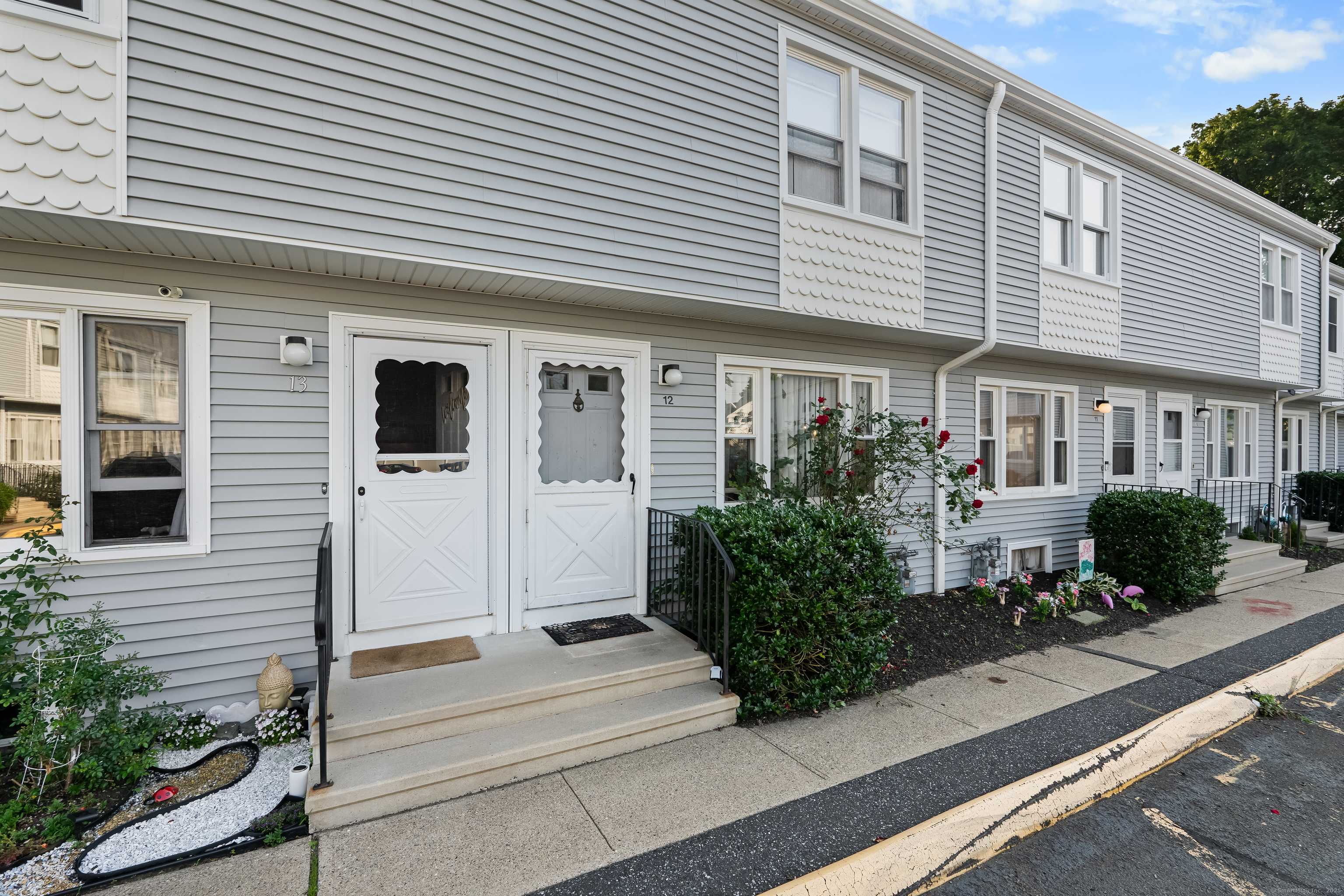 West Haven, CT 06516,484 First Avenue #12