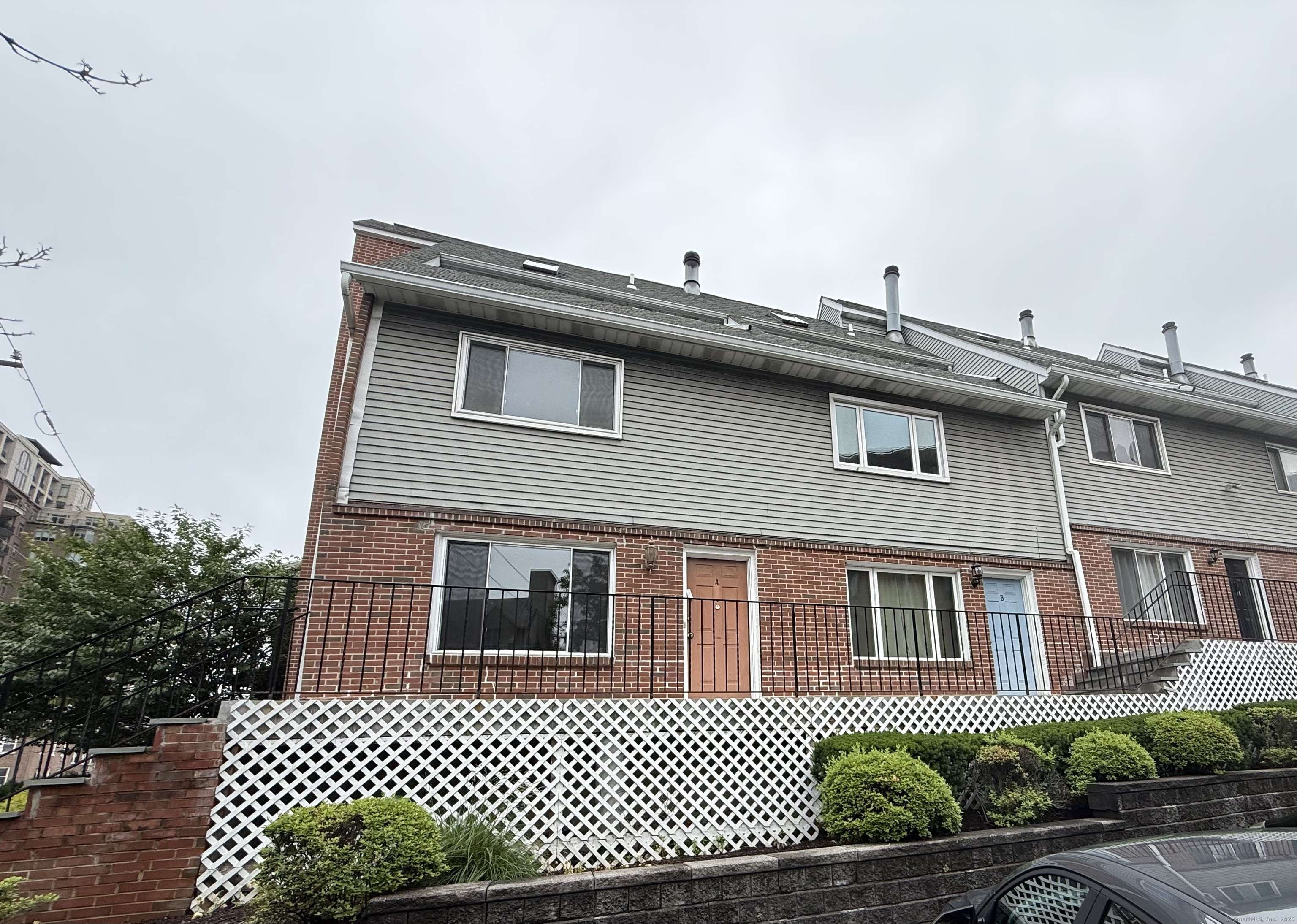 Stamford, CT 06901,61 Grove Street #APT A