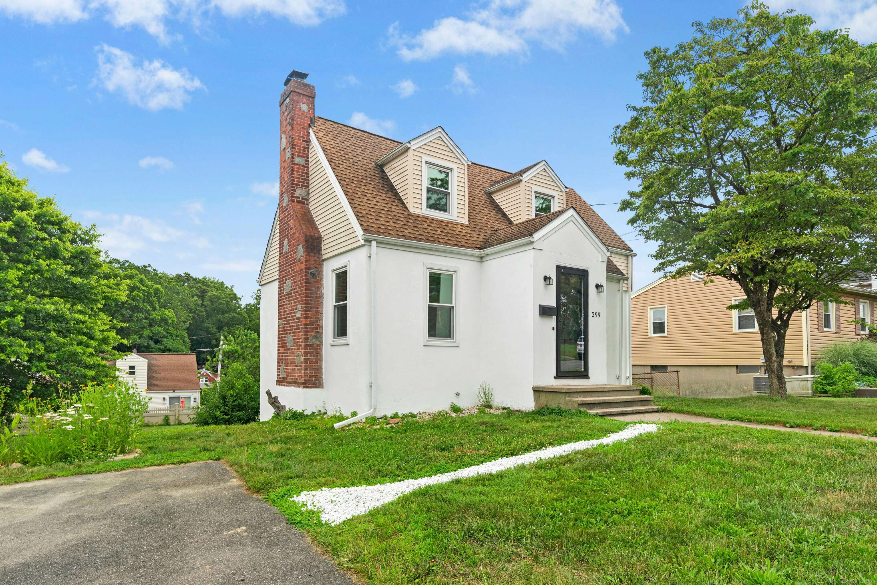 Fairfield, CT 06825,299 Marlborough Terrace