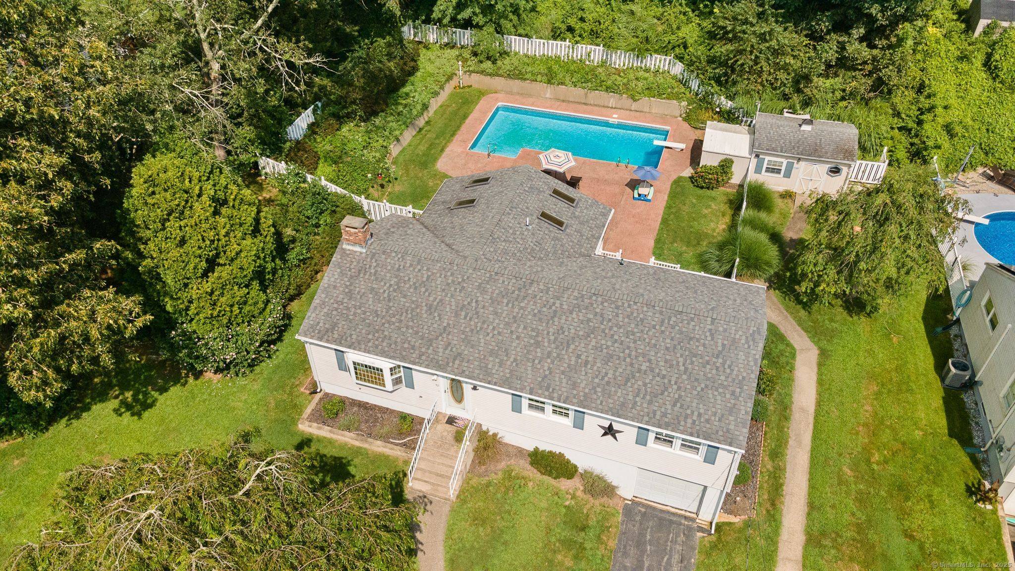 Waterford, CT 06385,43 Dimmock Road