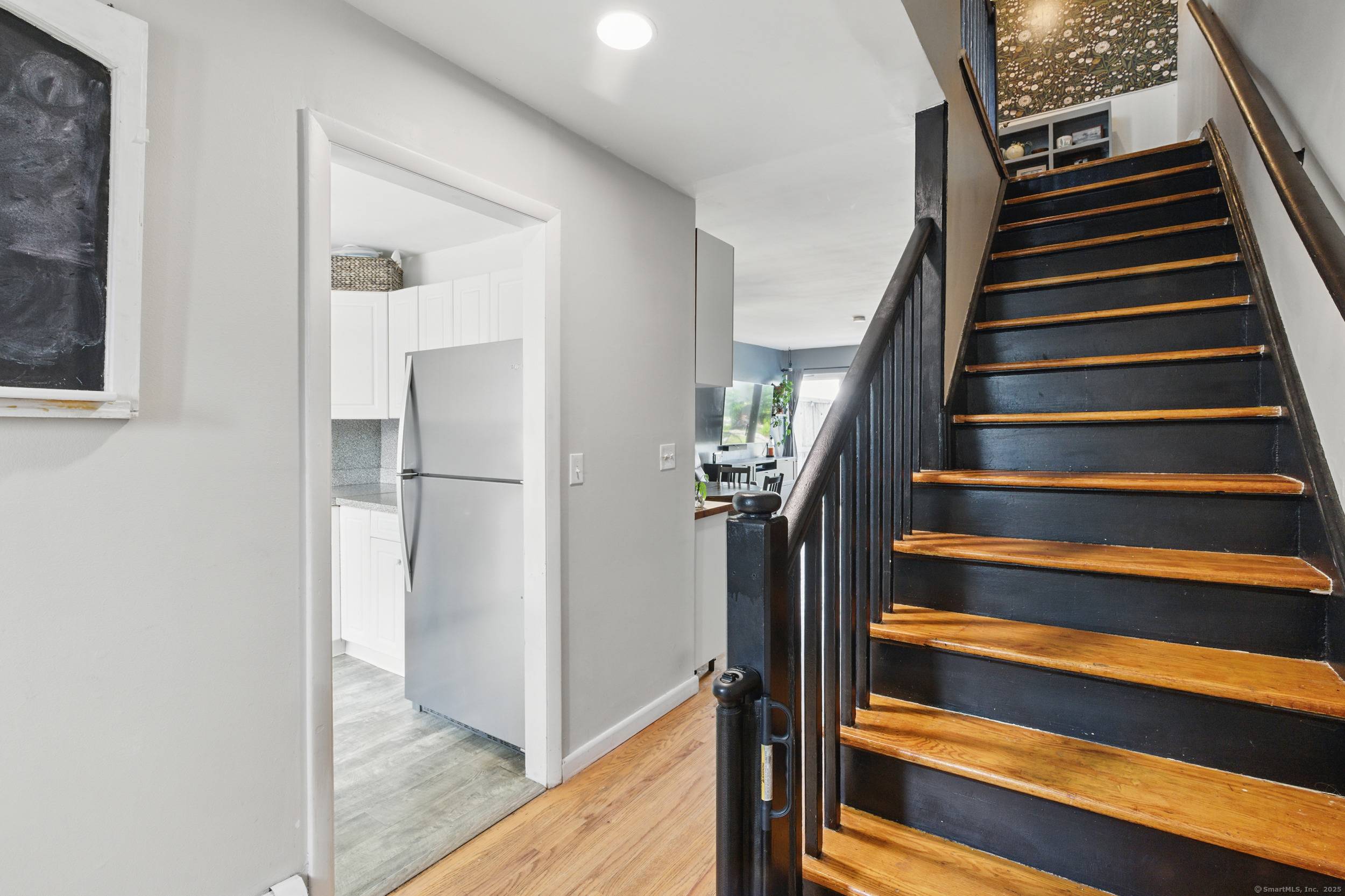 Norwalk, CT 06854,208 Flax Hill Road #APT 10