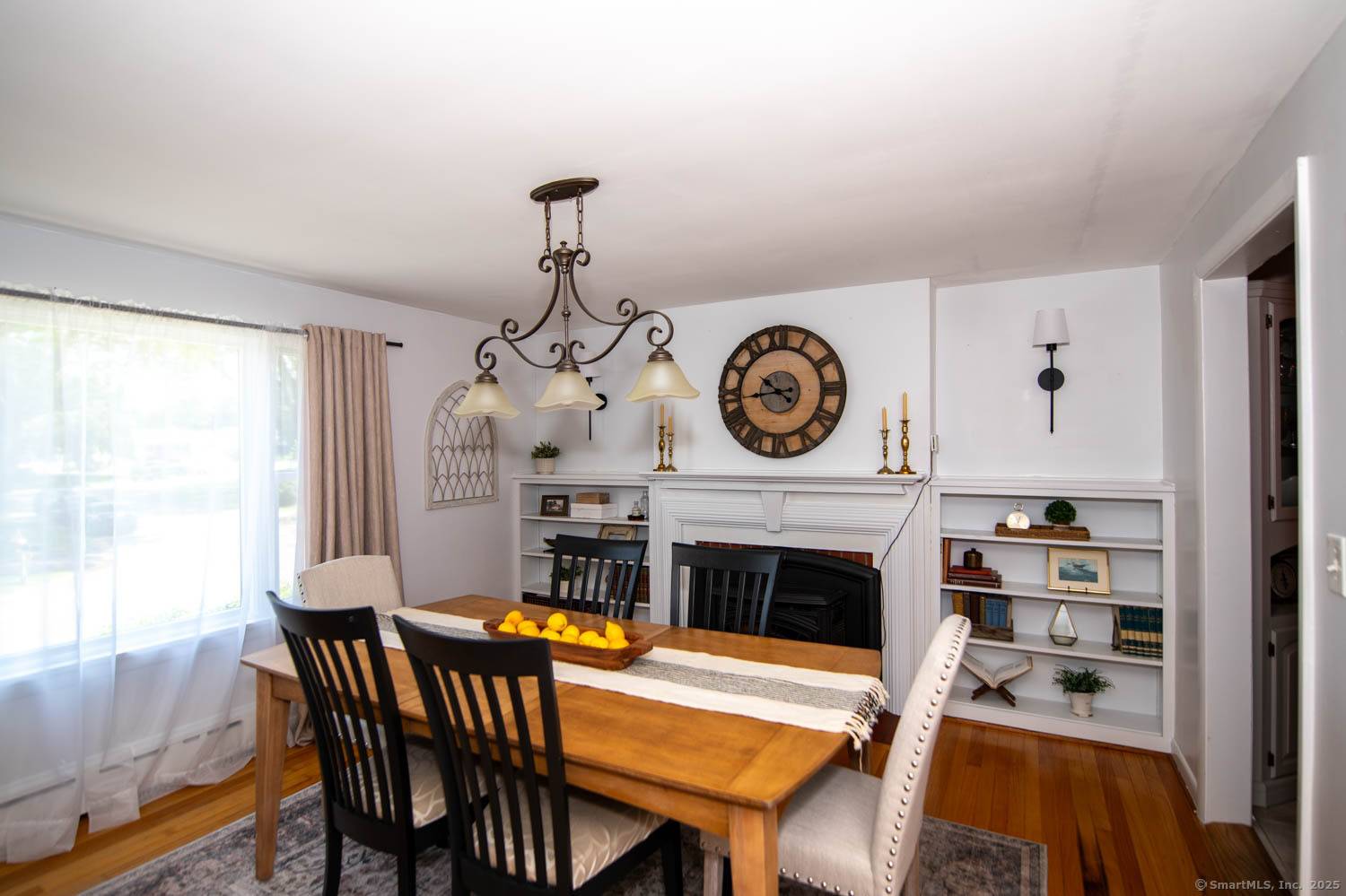 Waterford, CT 06375,3 Miller Avenue
