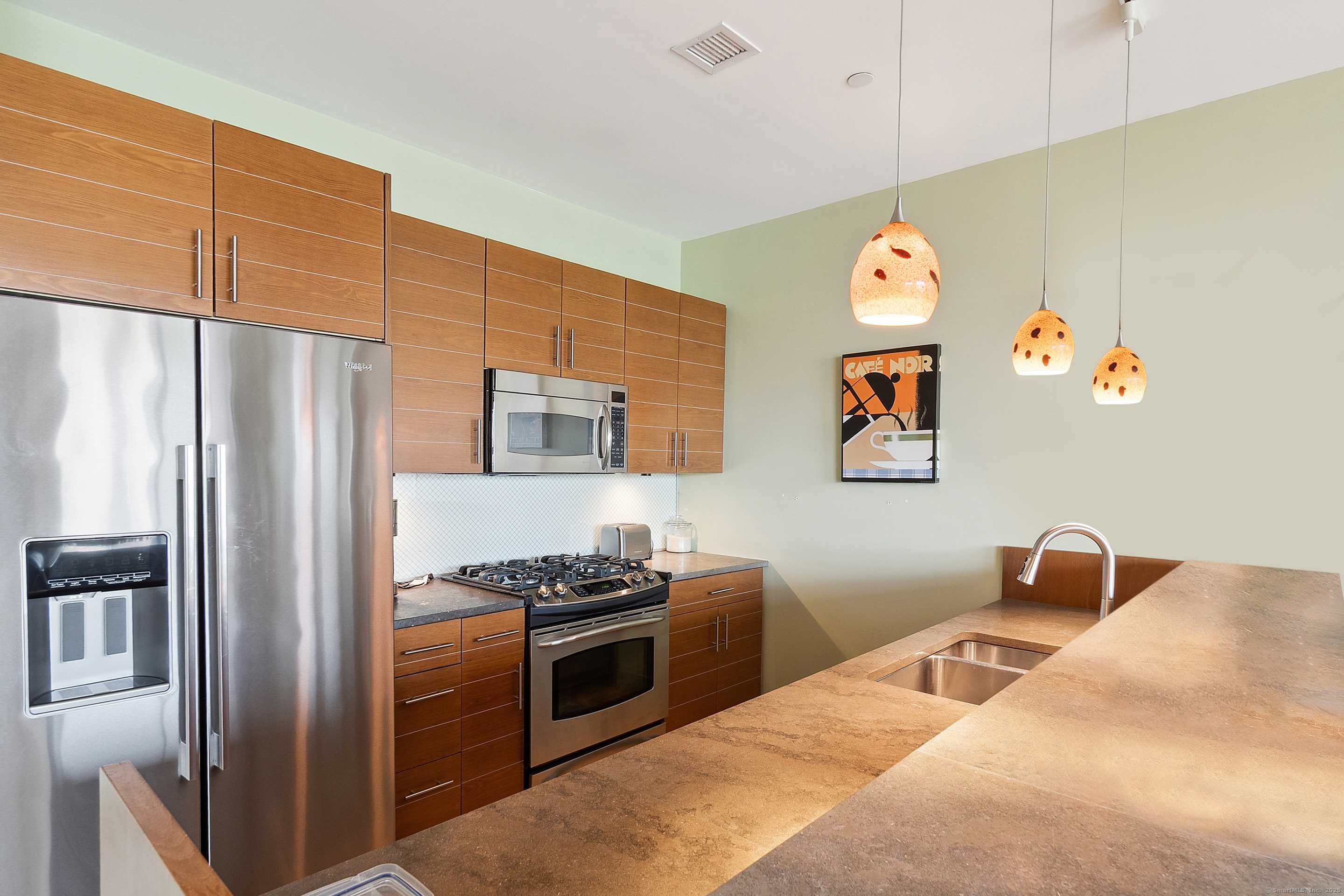 Norwalk, CT 06854,33 North Water Street #505