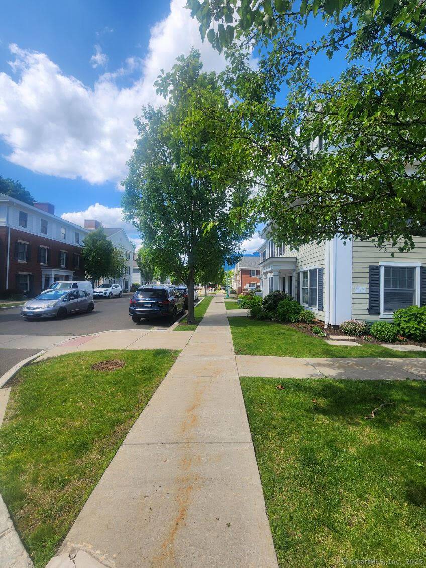 Stamford, CT 06902,49 Fairgate Drive