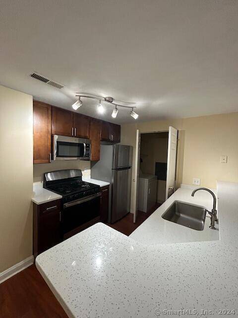Stamford, CT 06901,499 Bedford Street #255