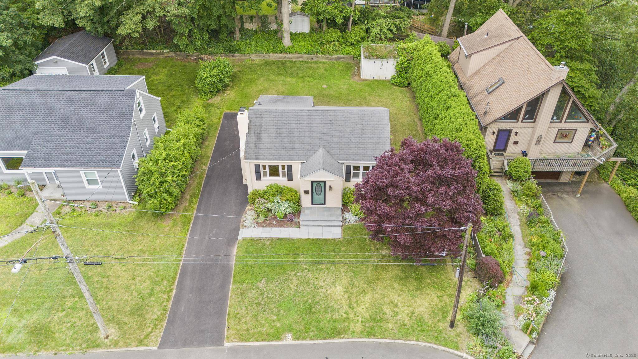 Milford, CT 06460,80 Holly Street