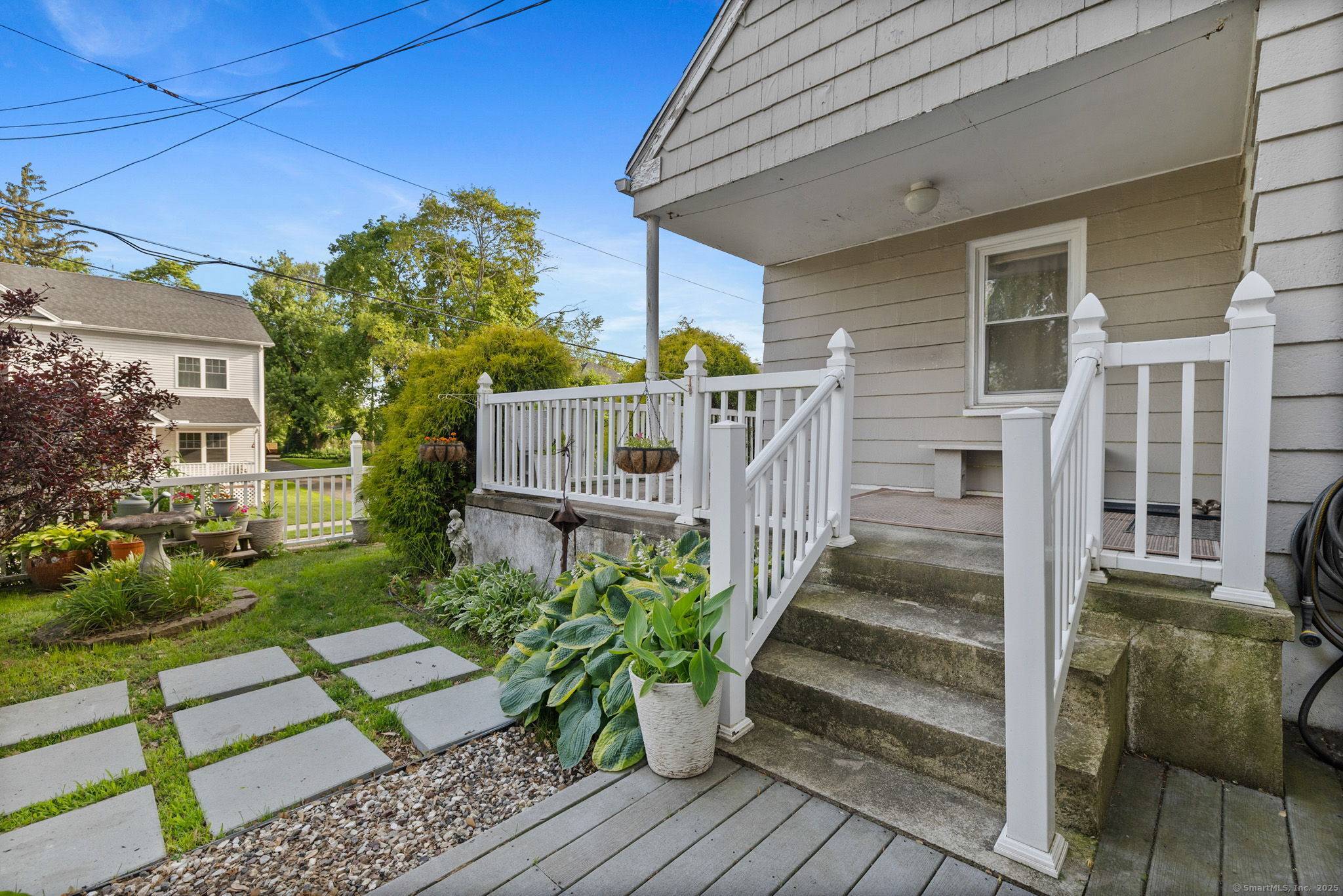 West Haven, CT 06516,53 Daytona Street