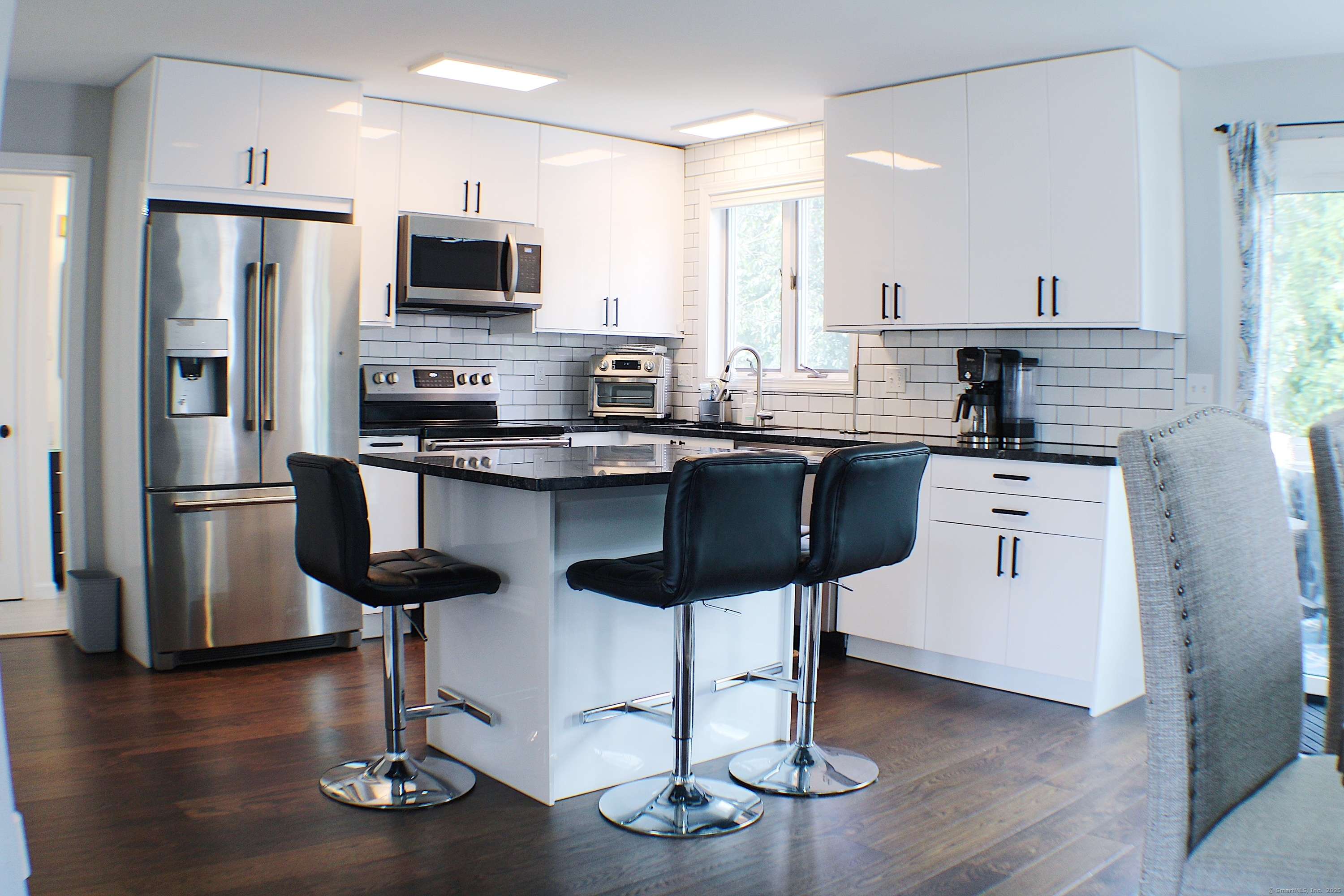 Groton, CT 06340,12 Middlefield Street