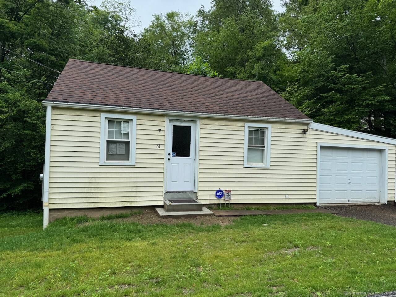 Southbury, CT 06488,61 Burr Road