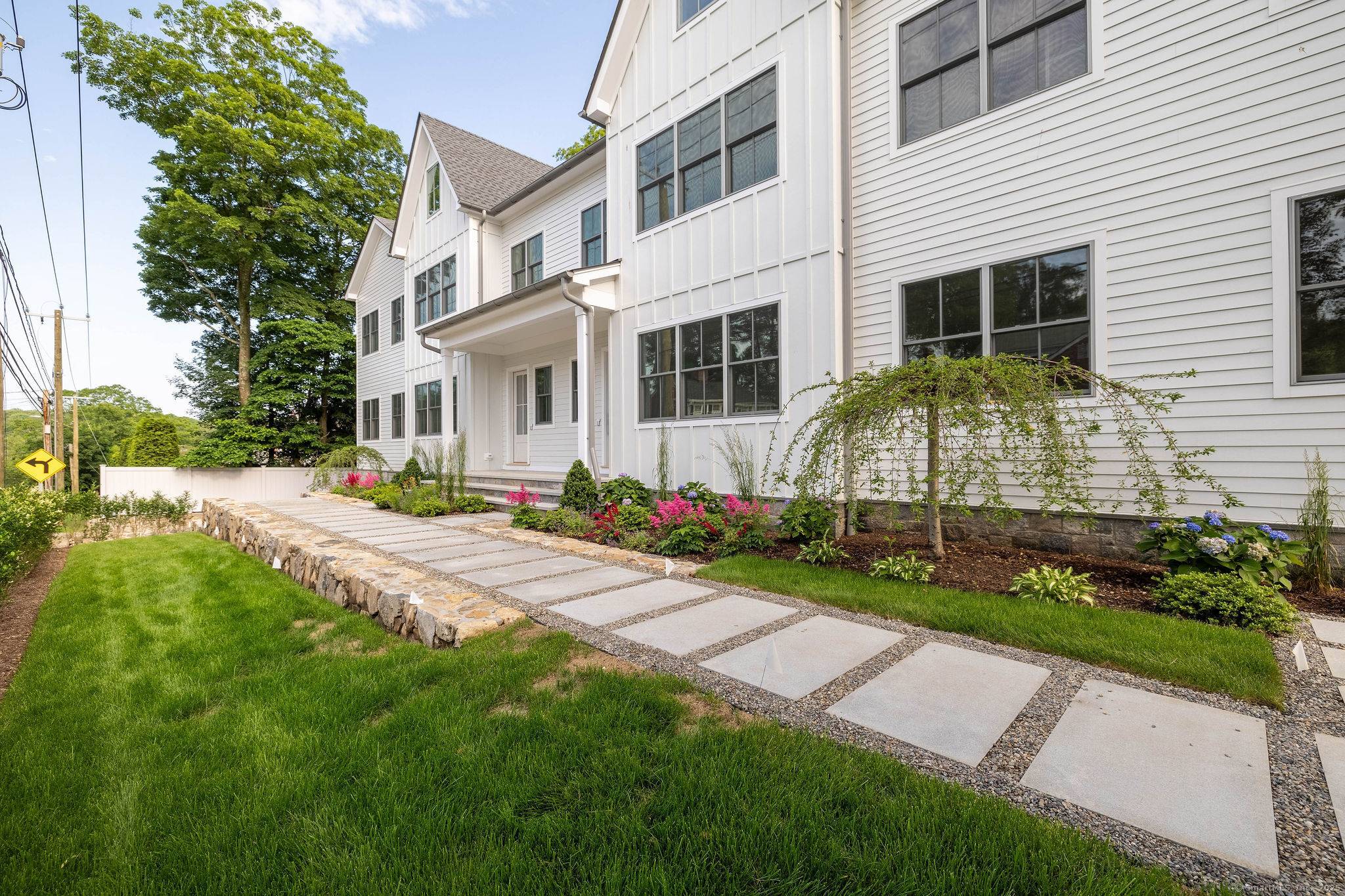 New Canaan, CT 06840,133 East Avenue #A