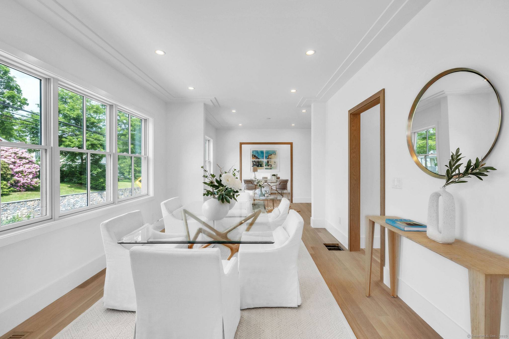 New Canaan, CT 06840,133 East Avenue #A