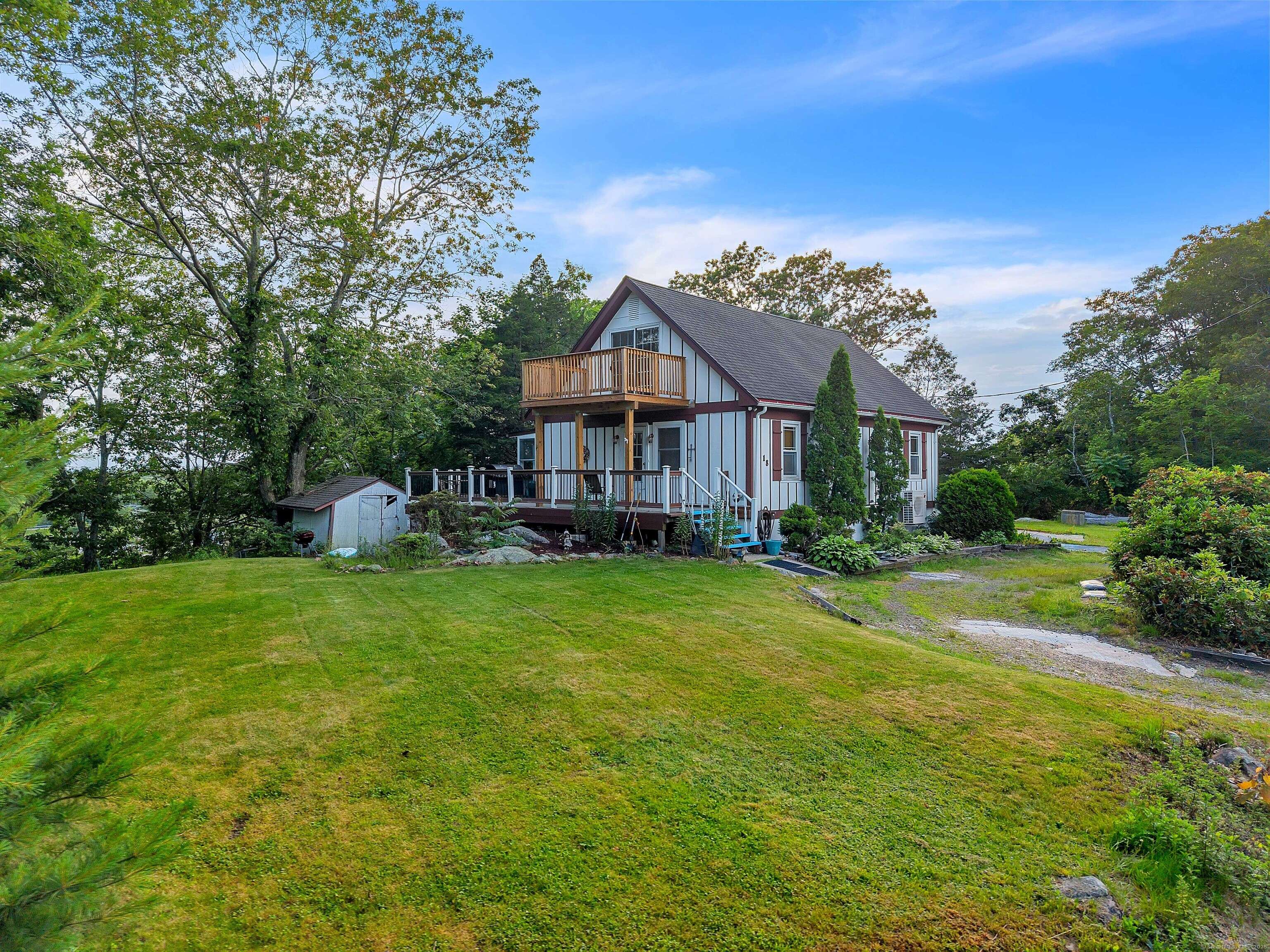 Waterford, CT 06385,18 Dayton Road