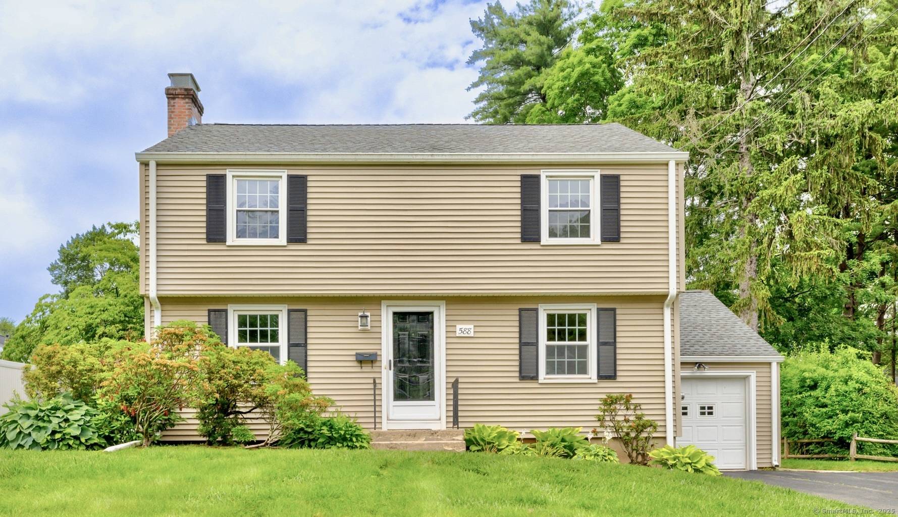 West Hartford, CT 06107,588 Fern Street