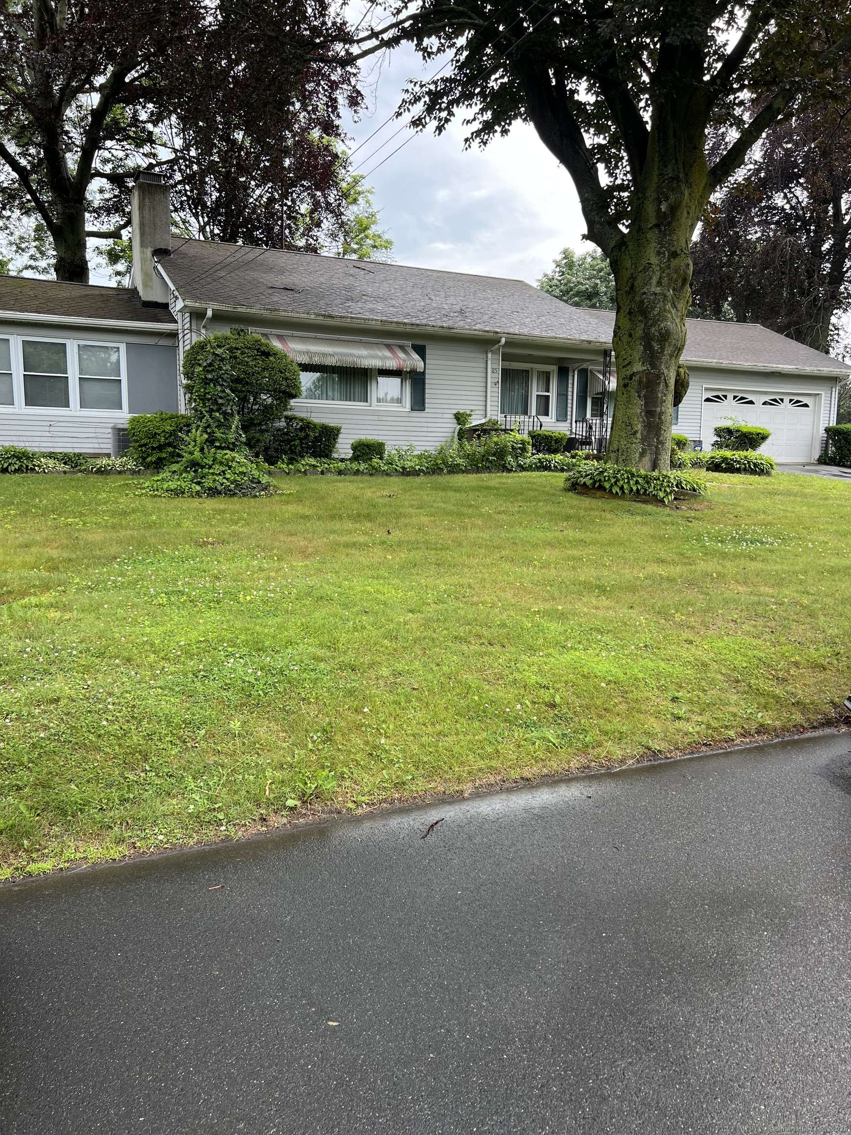 Stratford, CT 06614,85 Bittersweet Lane
