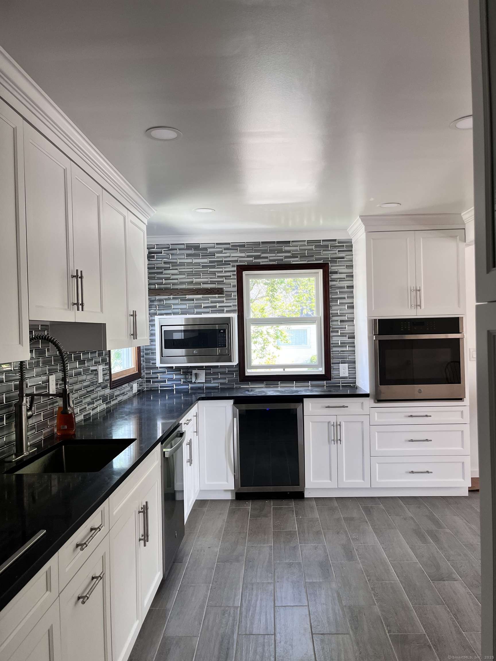 Fairfield, CT 06824,70 Stephens Lane #2