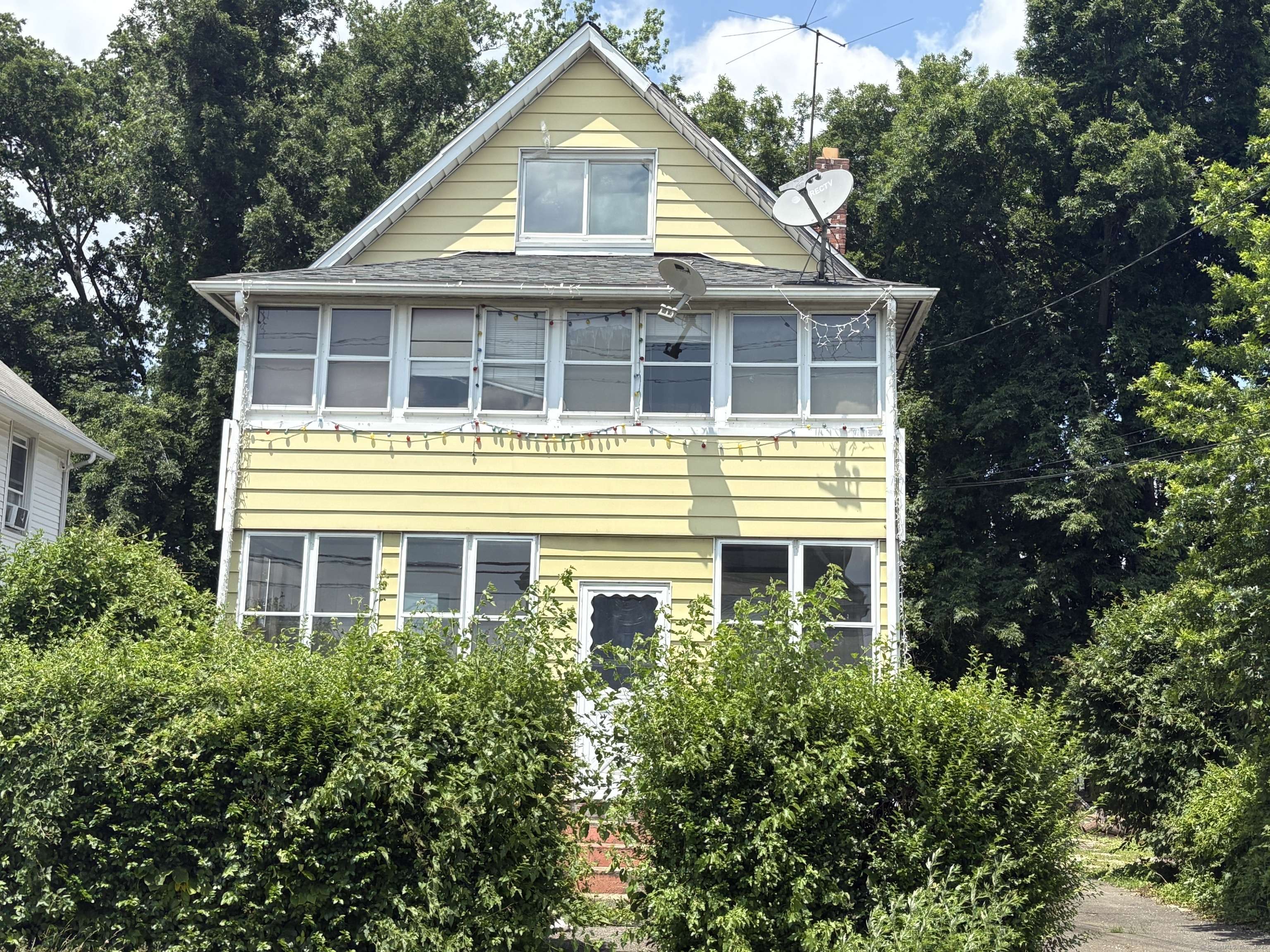 Stamford, CT 06902,9 Waverly Place
