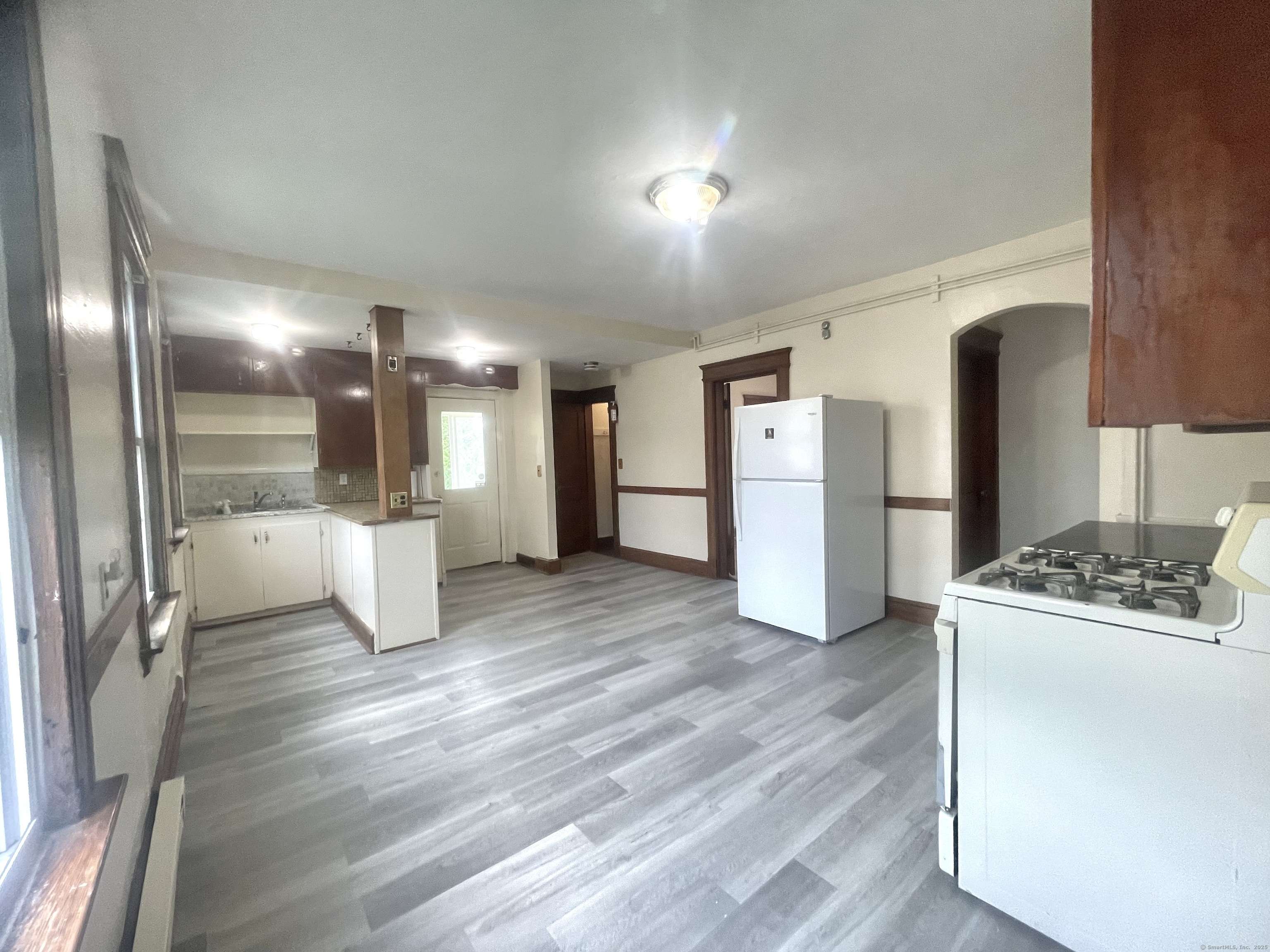Waterbury, CT 06708,43 Fox Street