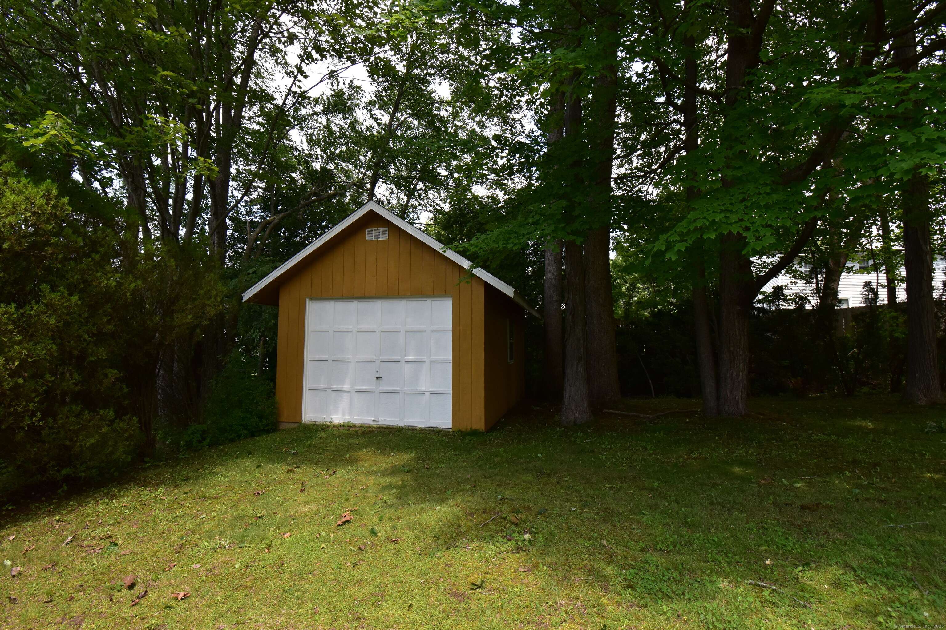 Torrington, CT 06790,81 Birchwood Drive