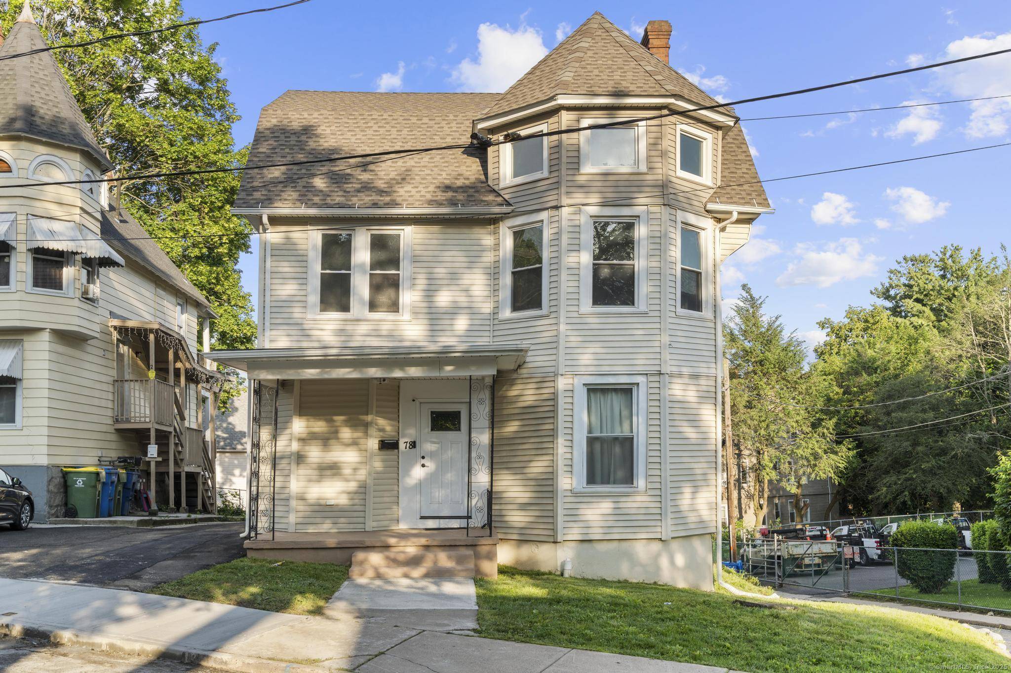 Waterbury, CT 06710,78 Pine Street