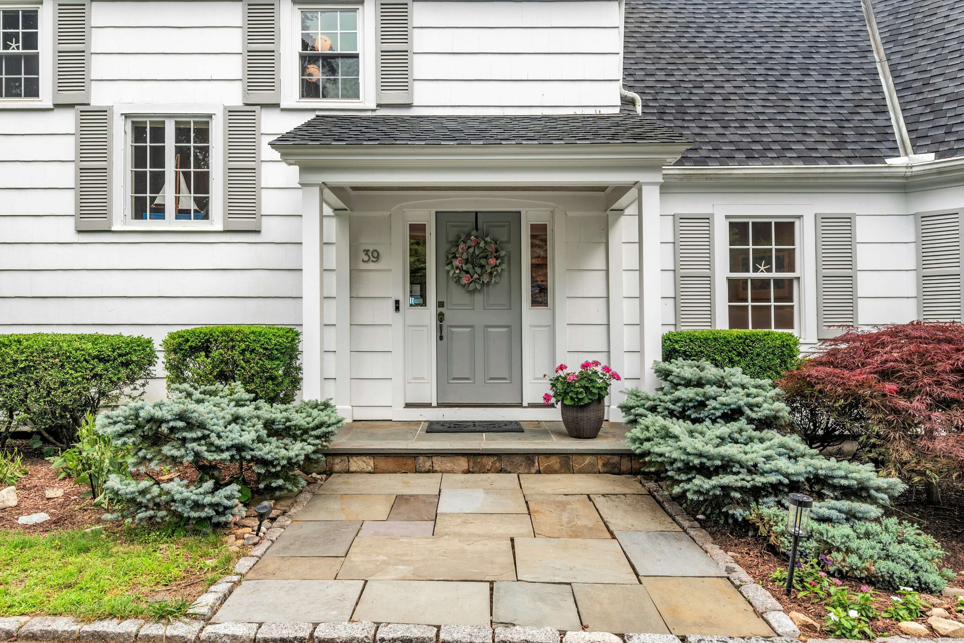 Fairfield, CT 06824,39 Campbell Road