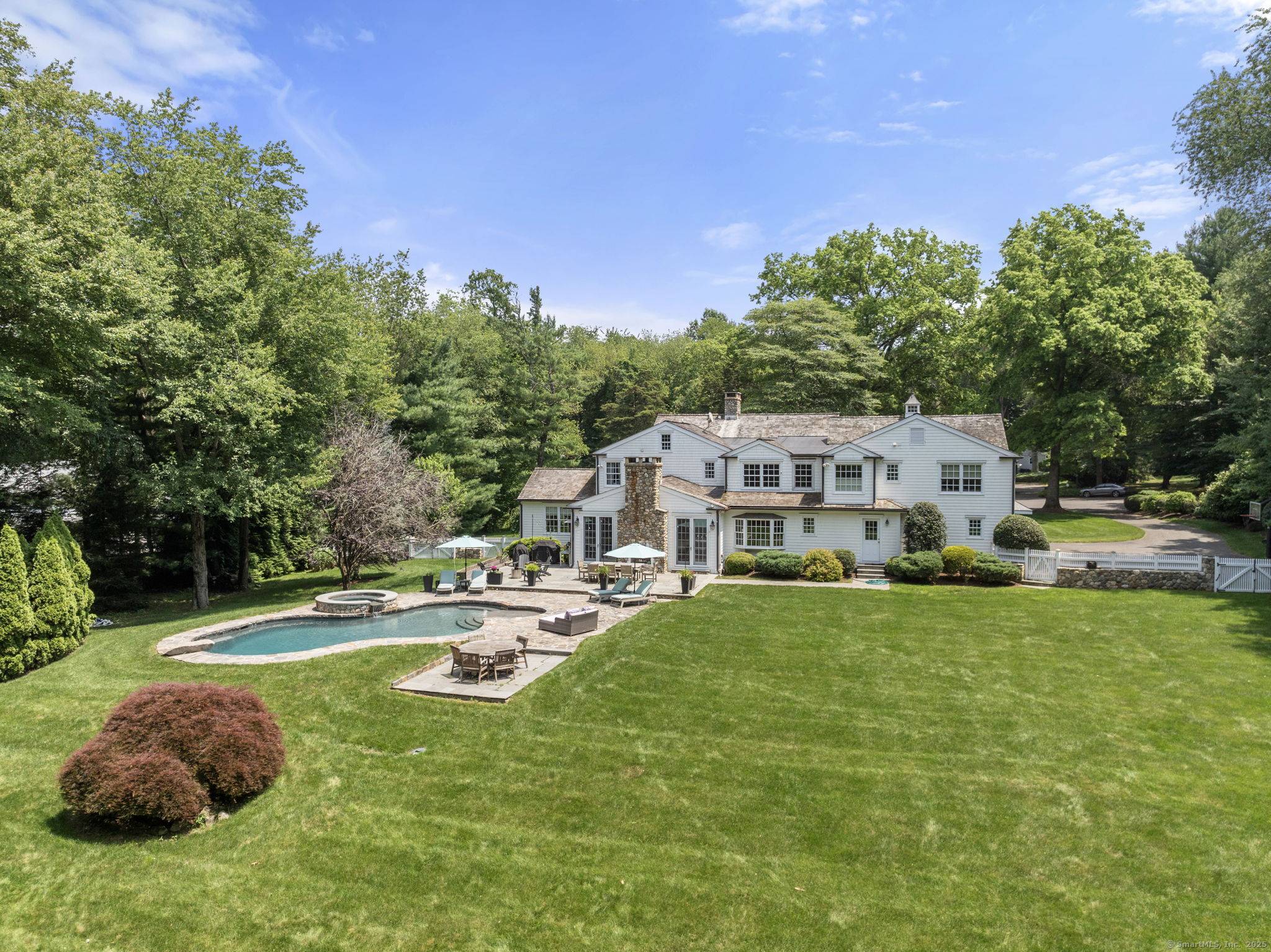 Fairfield, CT 06824,92 Hornbeam Road