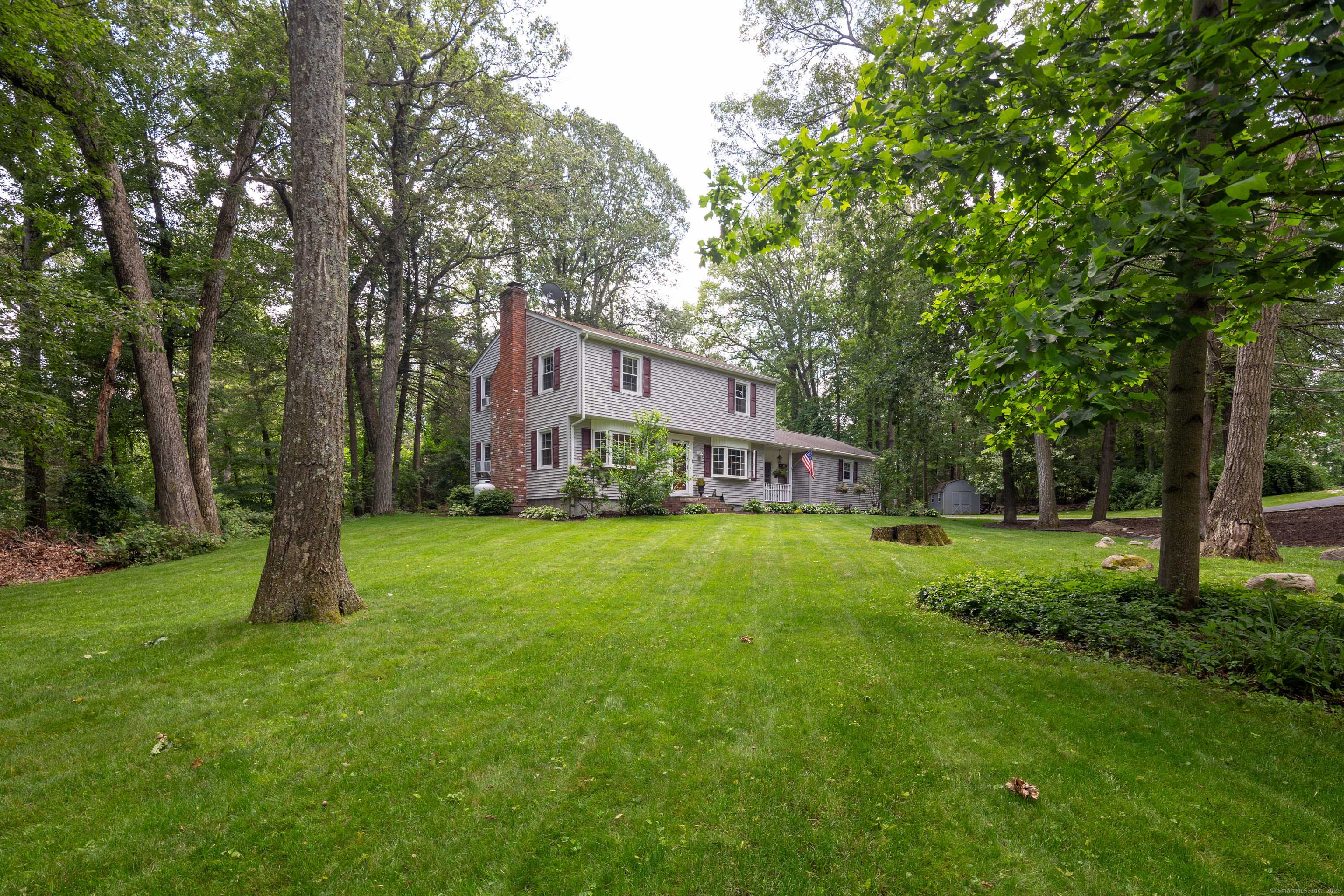 Brookfield, CT 06804,1 Whippoorwill Lane