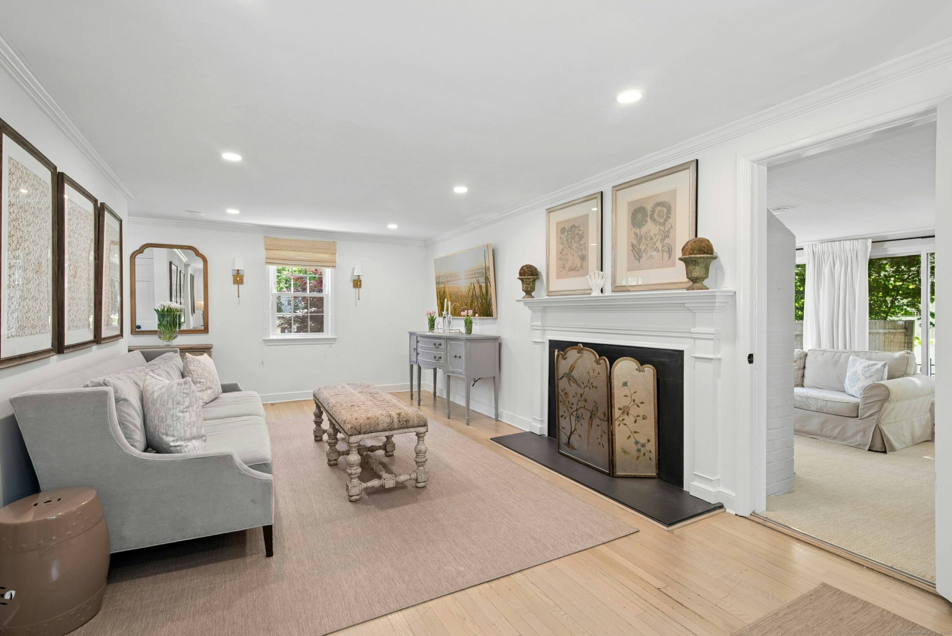 New Canaan, CT 06840,106 Kimberly Place