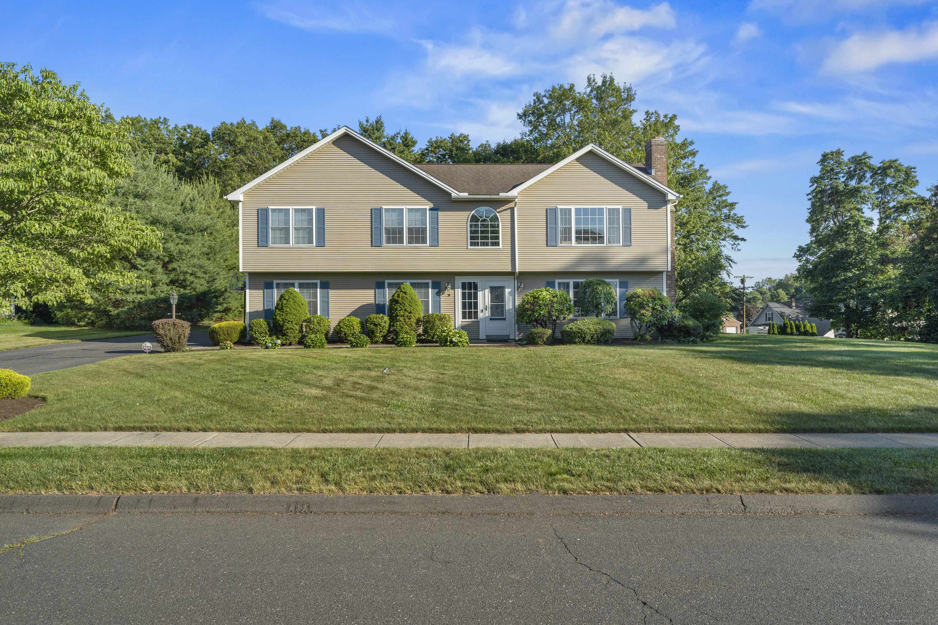 Southington, CT 06479,8 Barbara Lane
