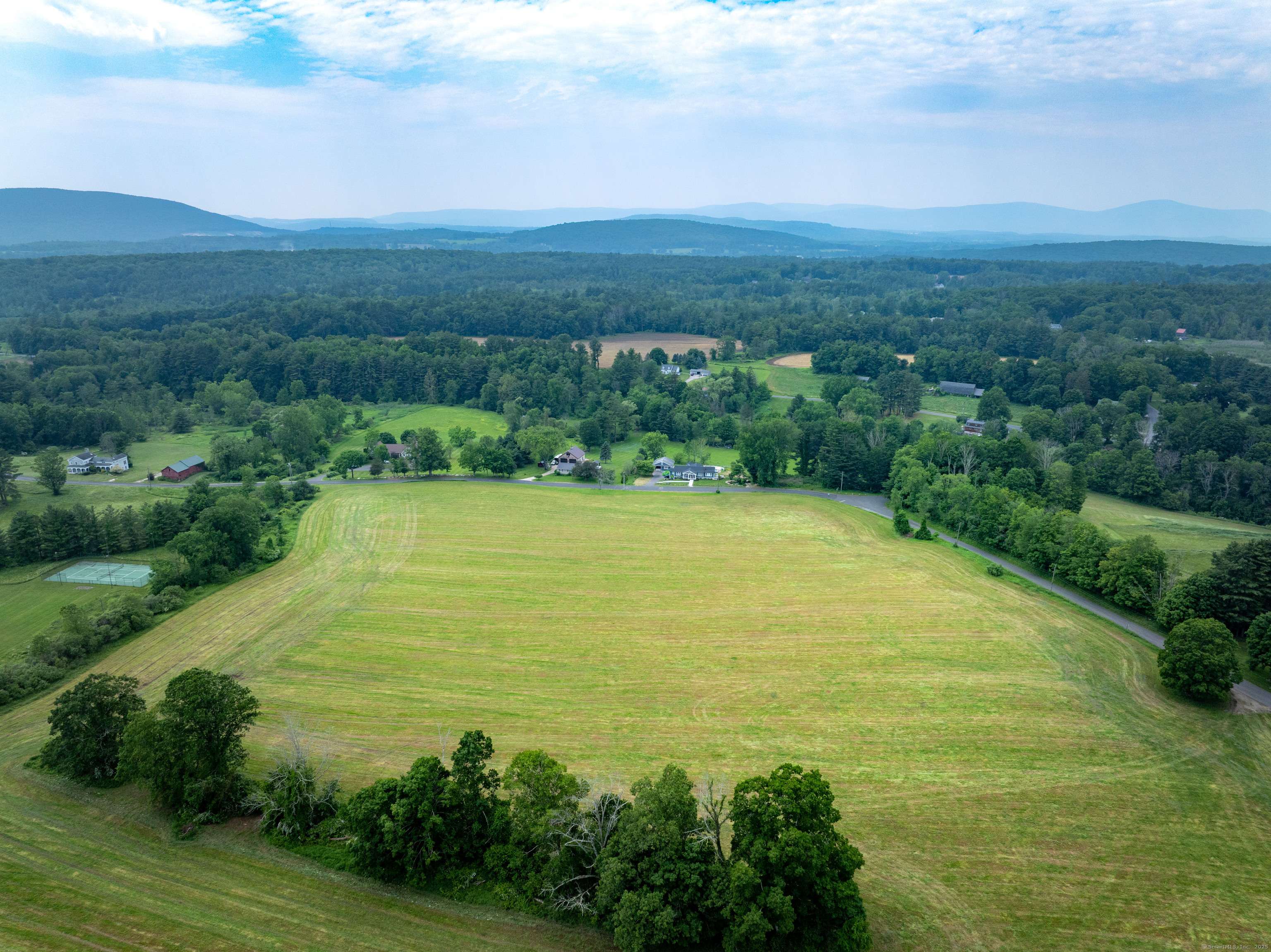 North Canaan, CT 06018,35 Emmons Lane